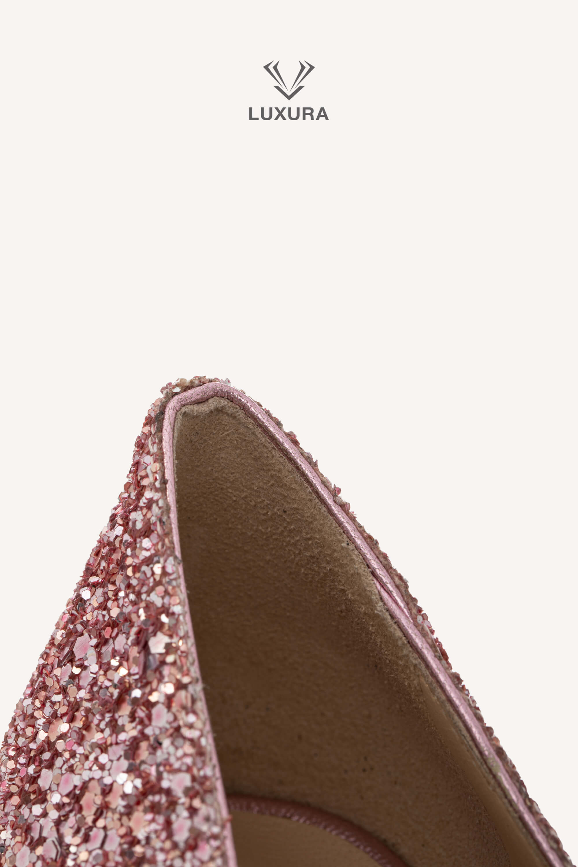 <span style="font-size: 10px;letter-spacing: .15em">HARD TO FIND</span><br> <strong>JIMMY CHOO</strong><br> <div style="margin-top:10px;font-size:16px">Romy 100 Glitter Embellished Pumps Platinum-Flamingo 36.5</div><br> - Image 16