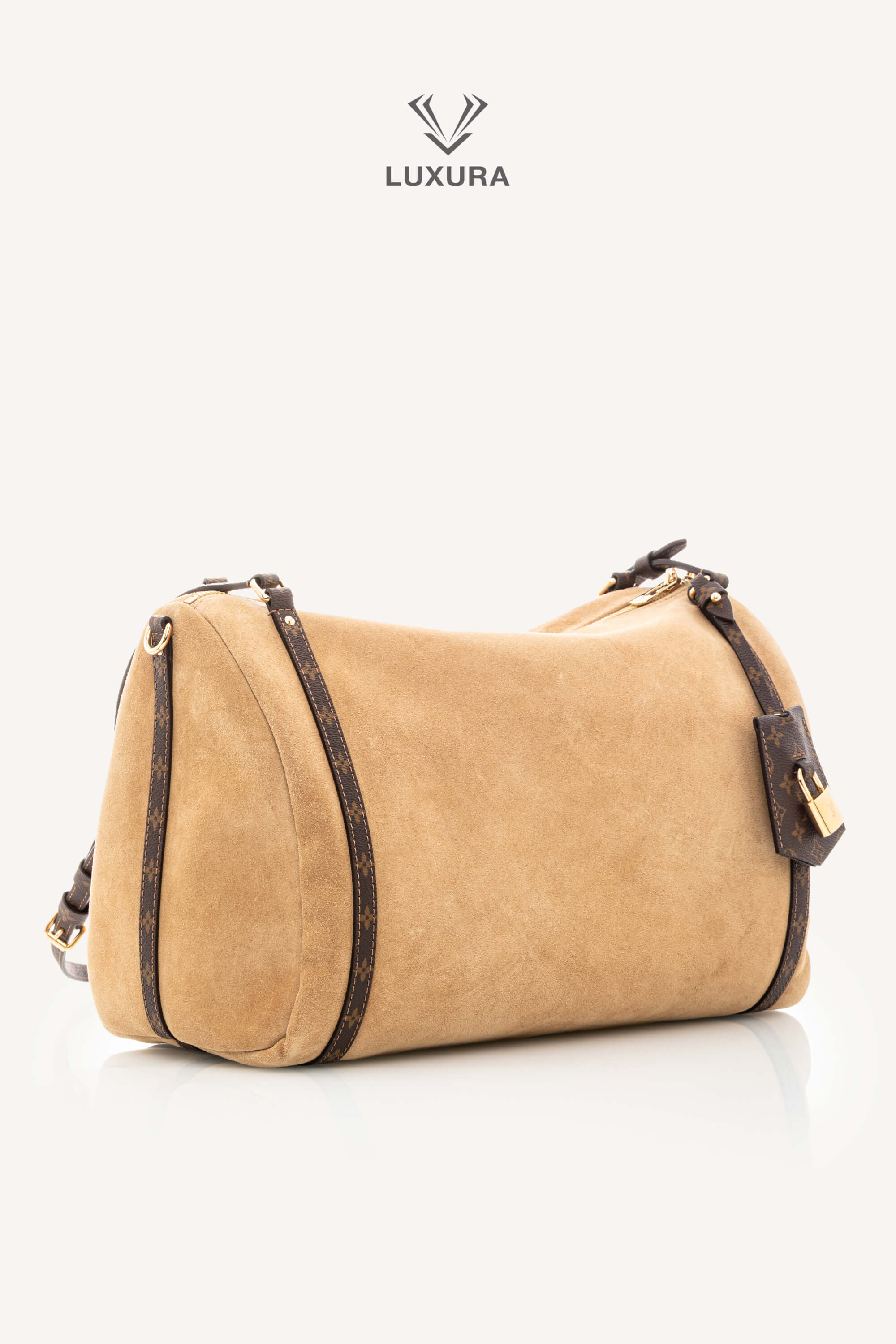 <span style="font-size: 10px;letter-spacing: .15em">NEW COLLECTION</span><br> <strong>LOUIS VUITTON</strong><br> <div style="margin-top:10px;font-size:16px">Express MM Noisette M26358</div><br> - Image 3