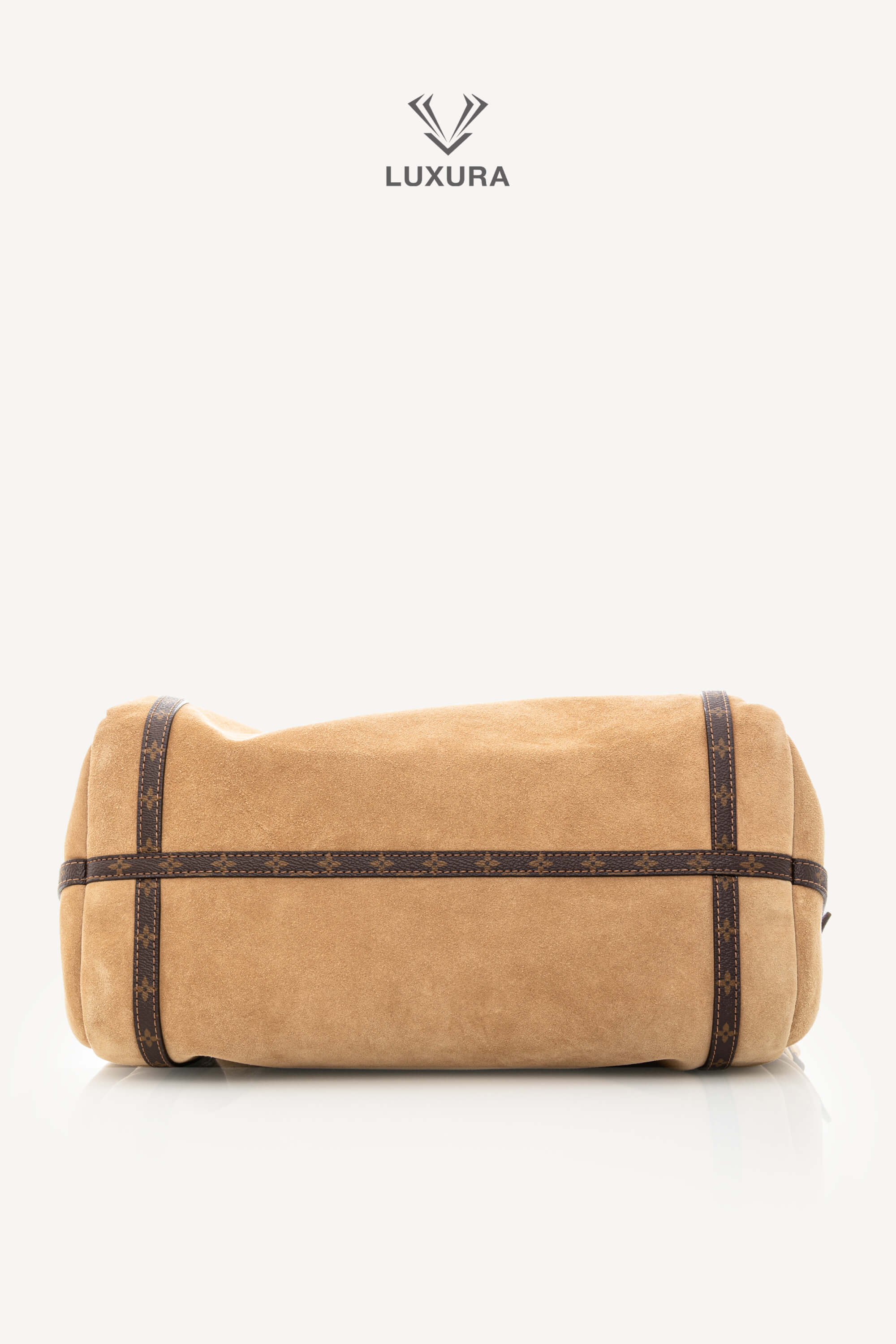 <span style="font-size: 10px;letter-spacing: .15em">NEW COLLECTION</span><br> <strong>LOUIS VUITTON</strong><br> <div style="margin-top:10px;font-size:16px">Express MM Noisette M26358</div><br> - Image 20