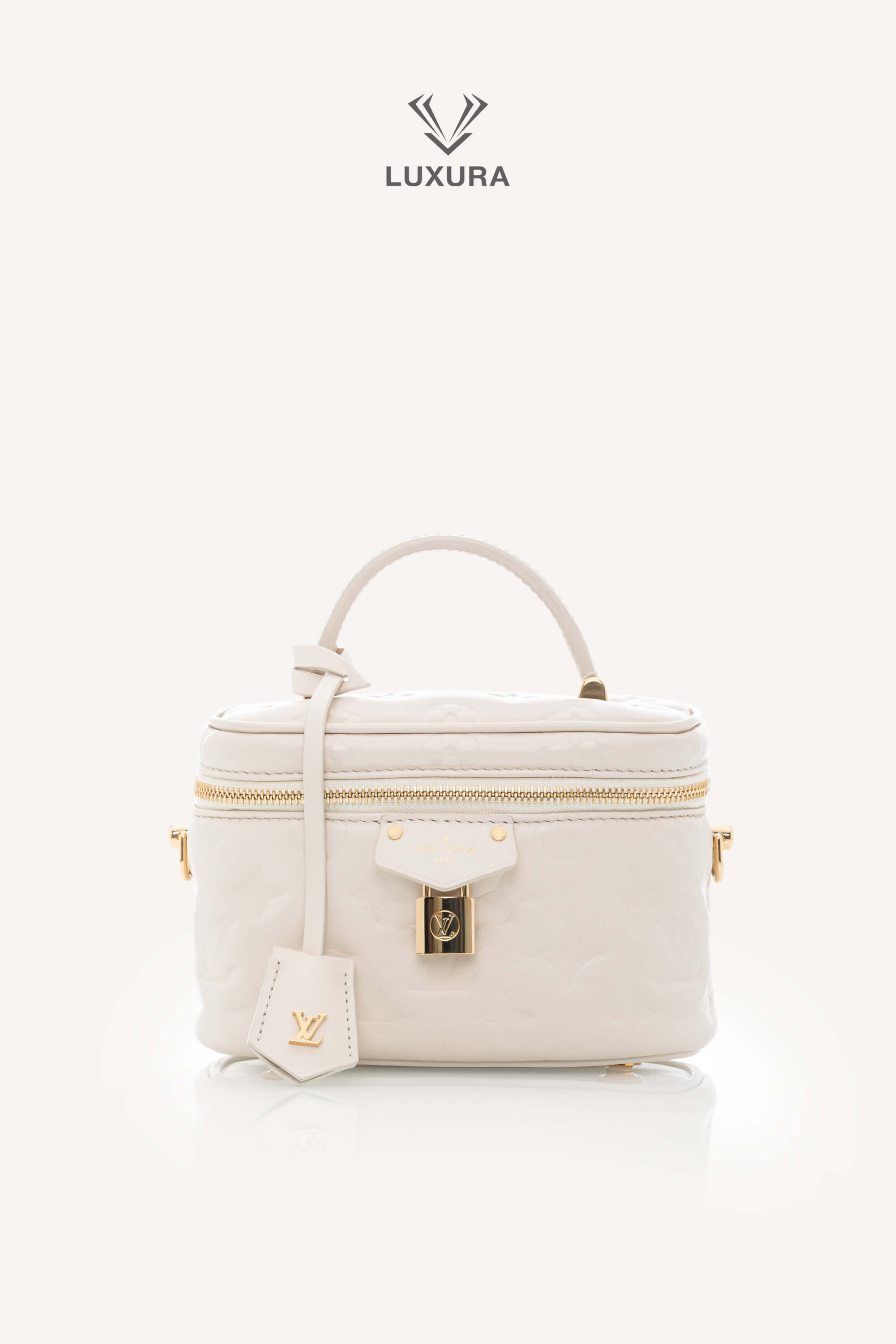 <span style="font-size: 10px;letter-spacing: .15em">HARD TO FIND</span><br> <strong>LOUIS VUITTON</strong><br> <div style="margin-top:10px;font-size:16px">Vanity PM Beige M25219</div><br> - Image 8