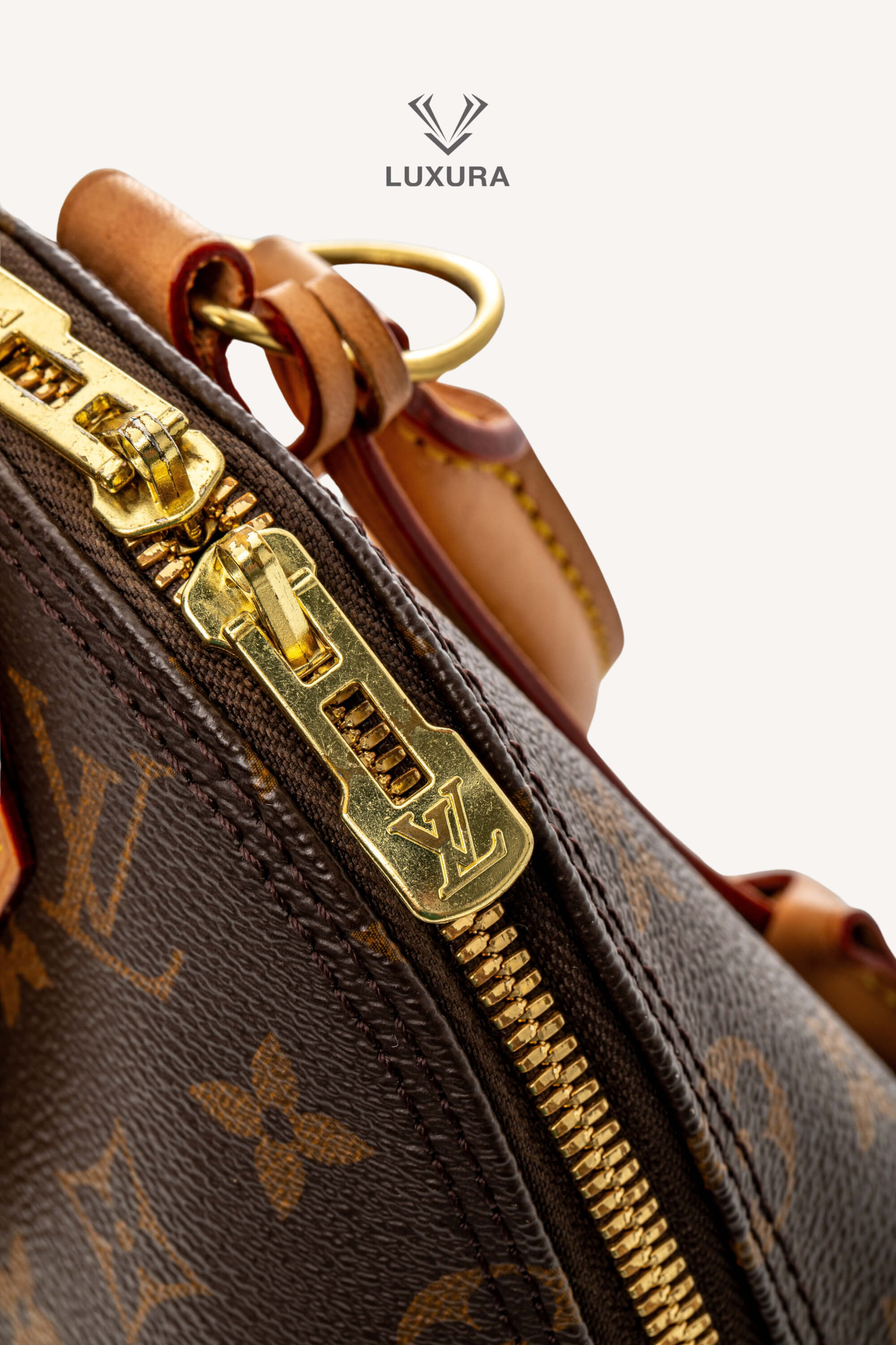 <span style="font-size: 10px;letter-spacing: .15em">BEST DEAL</span><br> <strong>LOUIS VUITTON</strong><br> <div style="margin-top:10px;font-size:16px">Alma BB Monogram Canvas M46990</div><br> - Image 19