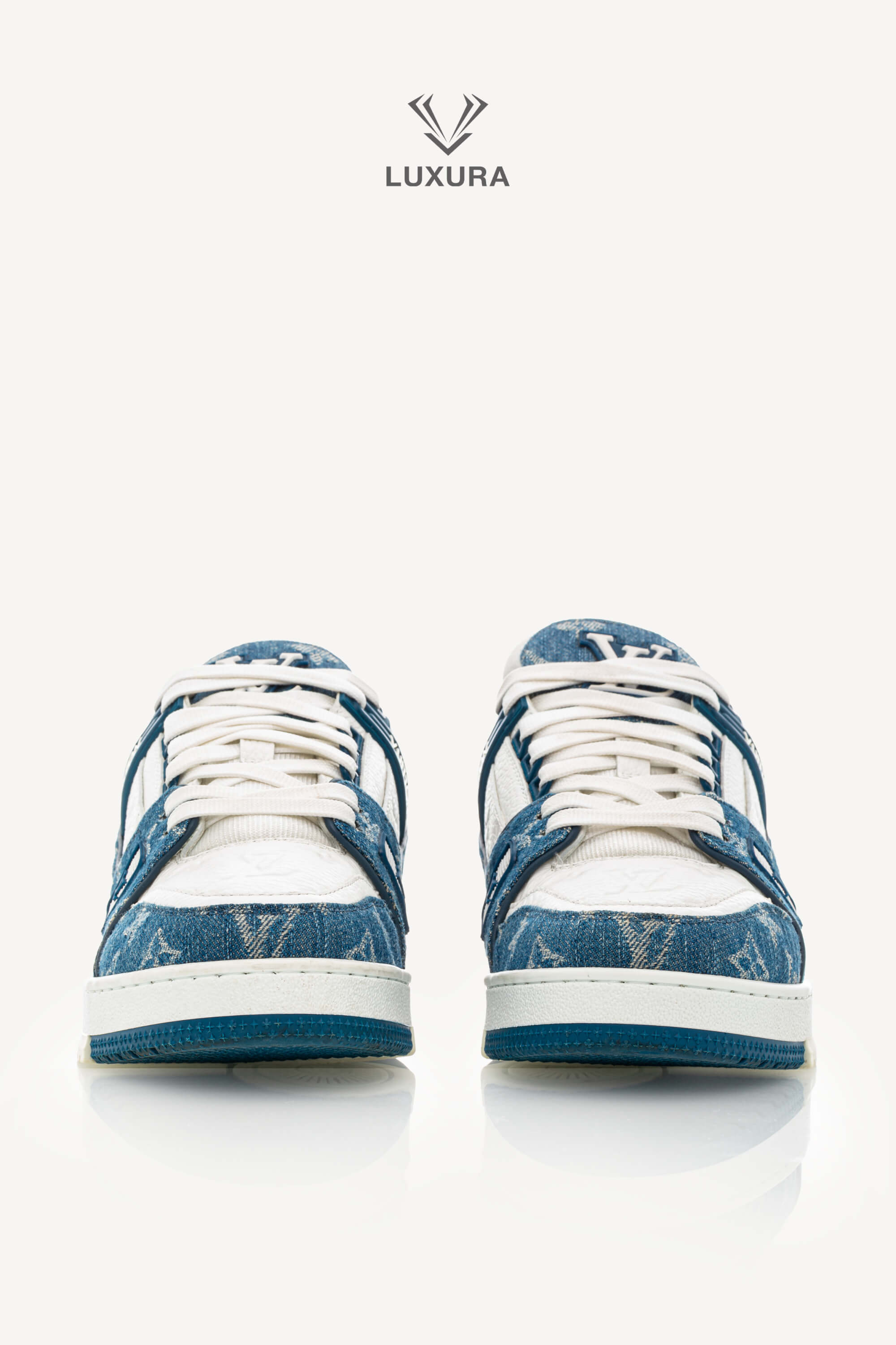 <span style="font-size: 10px;letter-spacing: .15em">HARD TO FIND</span><br> <strong>LOUIS VUITTON</strong><br> <div style="margin-top:10px;font-size:16px">Calfskin Embossed Monogram Denim Trainer Sneakers Blue 1A9JGQ 39</div><br> - Image 8