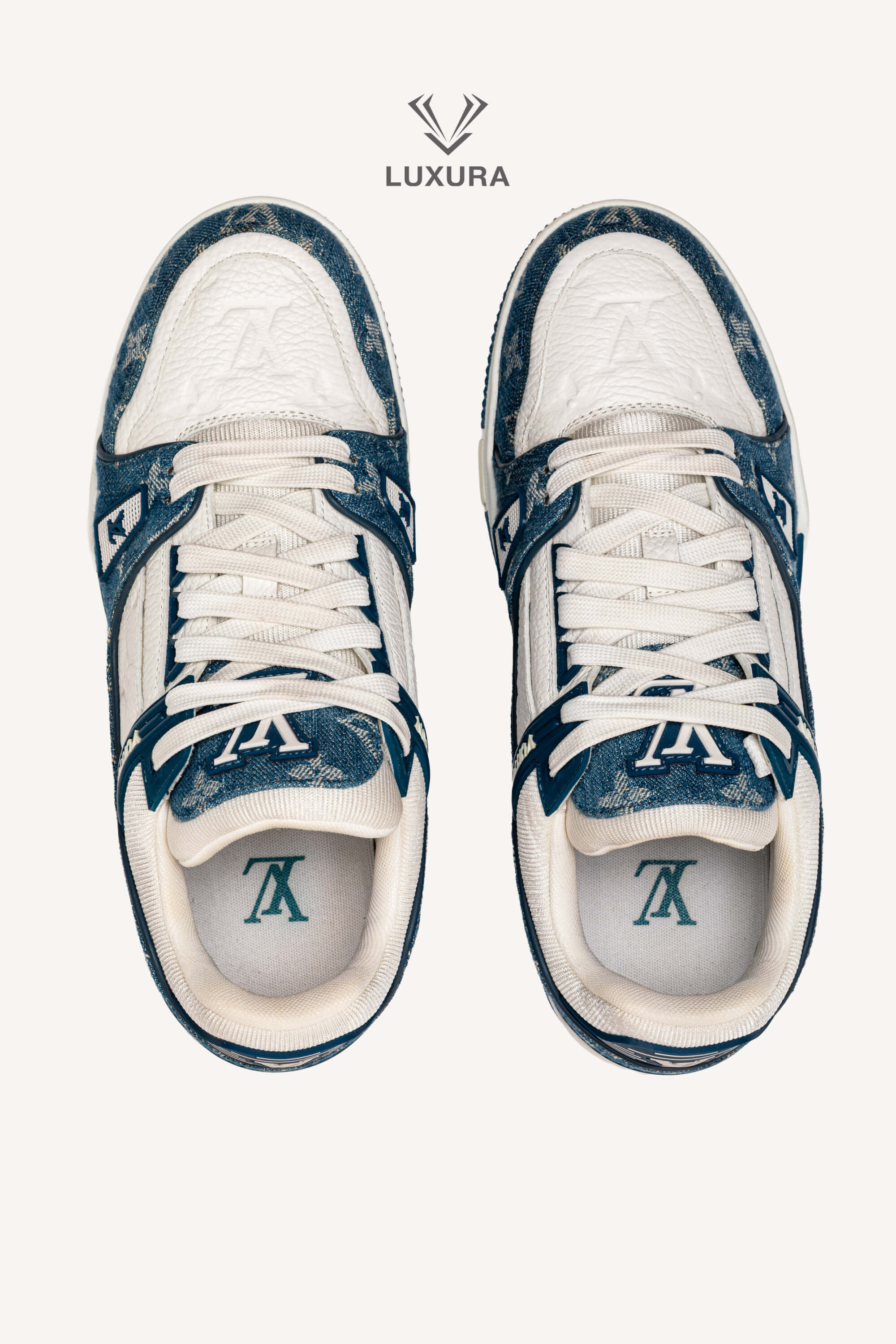 <span style="font-size: 10px;letter-spacing: .15em">HARD TO FIND</span><br> <strong>LOUIS VUITTON</strong><br> <div style="margin-top:10px;font-size:16px">Calfskin Embossed Monogram Denim Trainer Sneakers Blue 1A9JGQ 39</div><br> - Image 11