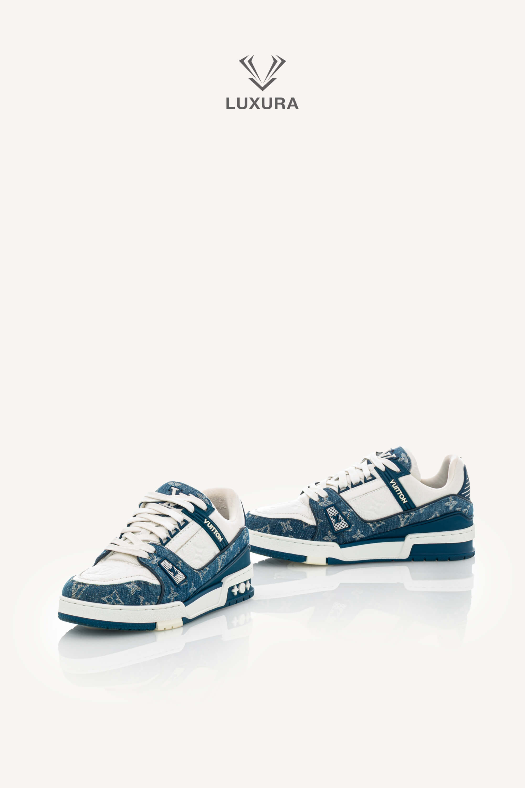 <span style="font-size: 10px;letter-spacing: .15em">HARD TO FIND</span><br> <strong>LOUIS VUITTON</strong><br> <div style="margin-top:10px;font-size:16px">Calfskin Embossed Monogram Denim Trainer Sneakers Blue 1A9JGQ 39</div><br> - Image 10