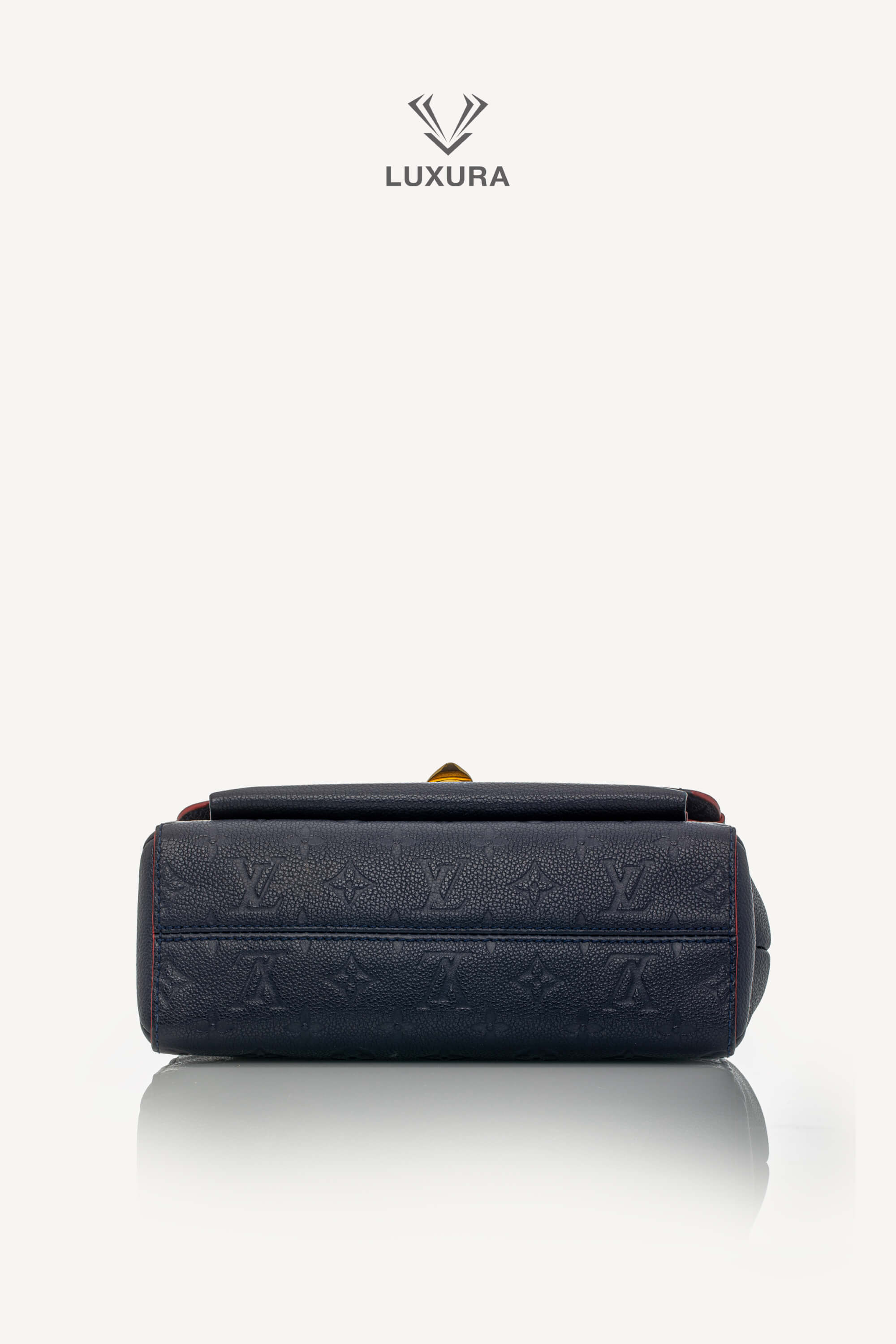 <span style="font-size: 10px;letter-spacing: .15em">HARD TO FIND</span><br> <strong>LOUIS VUITTON</strong><br> <div style="margin-top:10px;font-size:16px">Empreinte Vavin PM Marine Rouge M52271</div><br> - Image 30