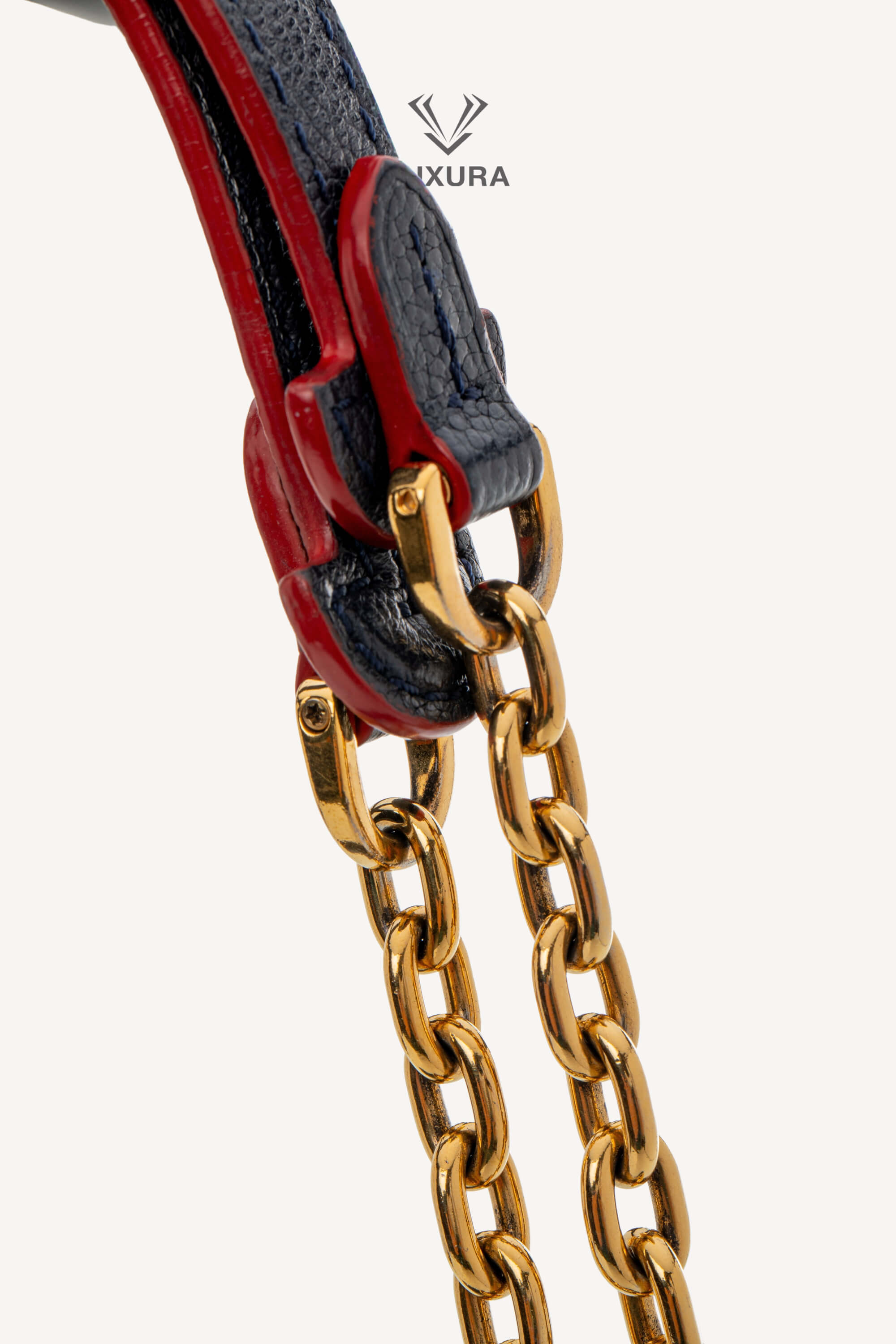 <span style="font-size: 10px;letter-spacing: .15em">HARD TO FIND</span><br> <strong>LOUIS VUITTON</strong><br> <div style="margin-top:10px;font-size:16px">Empreinte Vavin PM Marine Rouge M52271</div><br> - Image 28
