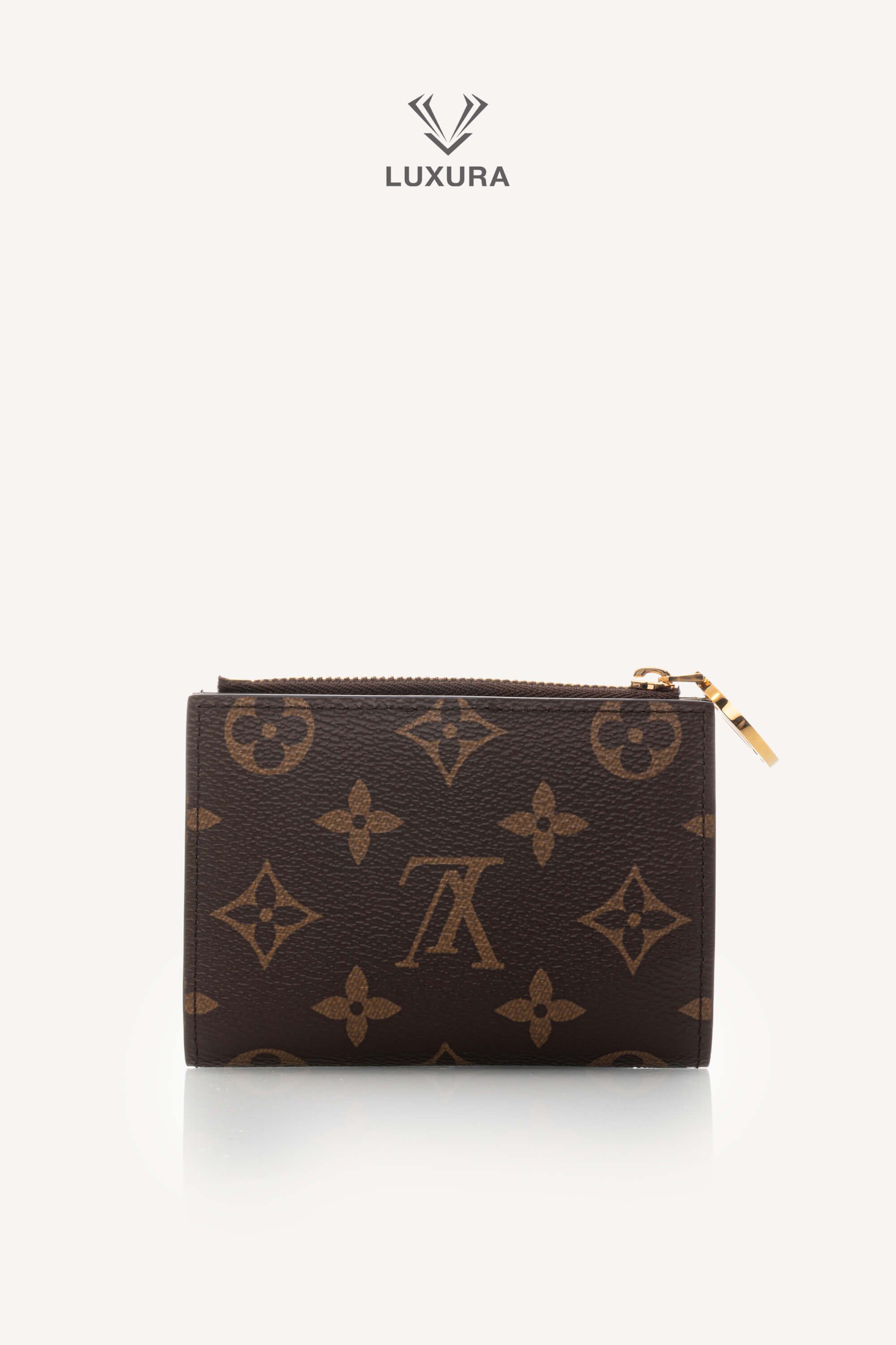 <span style="font-size: 10px;letter-spacing: .15em">BEST DEAL</span><br> <strong>LOUIS VUITTON</strong><br> <div style="margin-top:10px;font-size:16px">Lisa Wallet Vert Asnieres Monogram Canvas M25693</div><br>