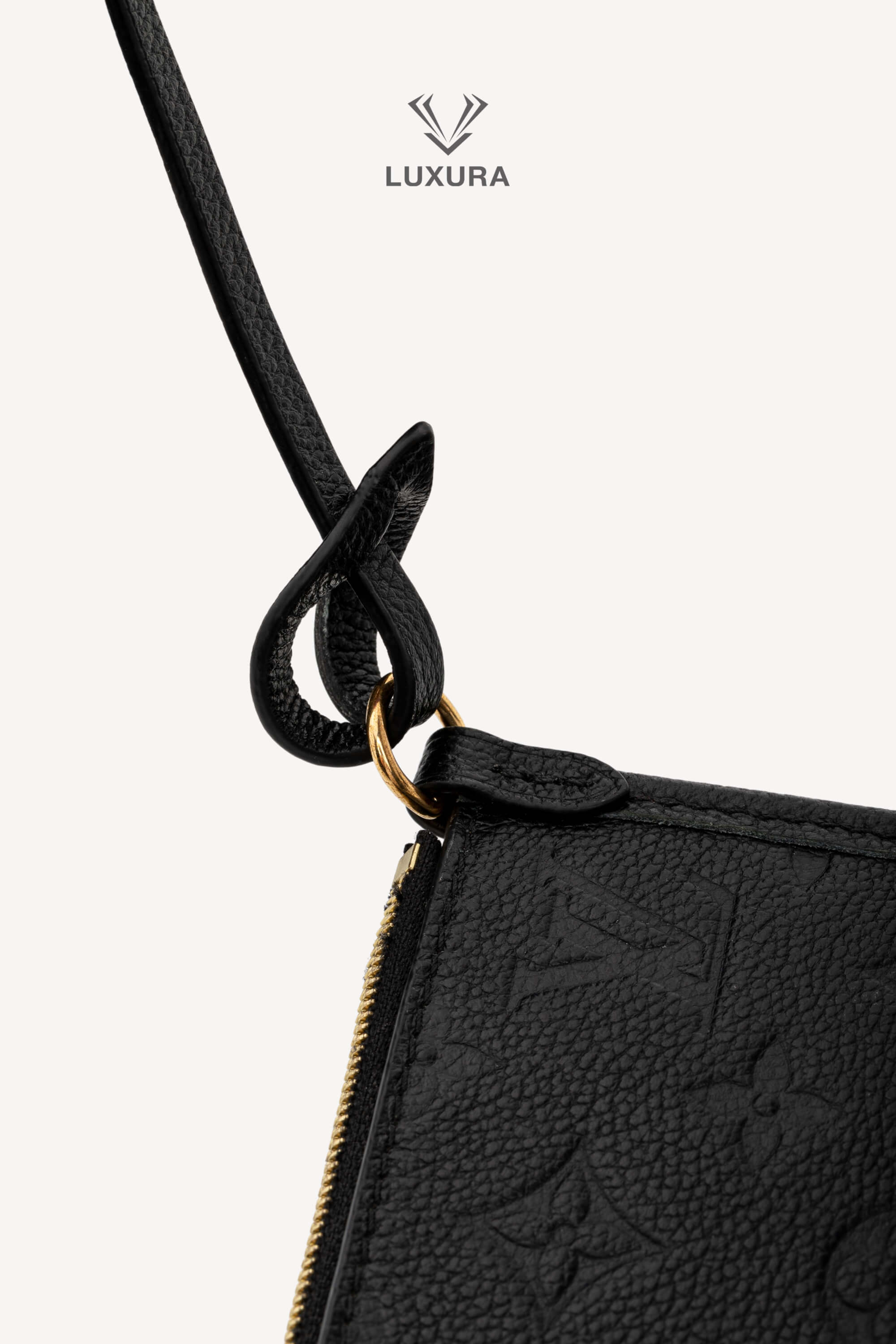 <span style="font-size: 10px;letter-spacing: .15em">HARD TO FIND</span><br>            <strong>LOUIS VUITTON</strong><br>            <div style="margin-top:10px;font-size:16px">Monogram Empreinte Leather CarryAll PM Bag Black M46288</div><br> - Image 19