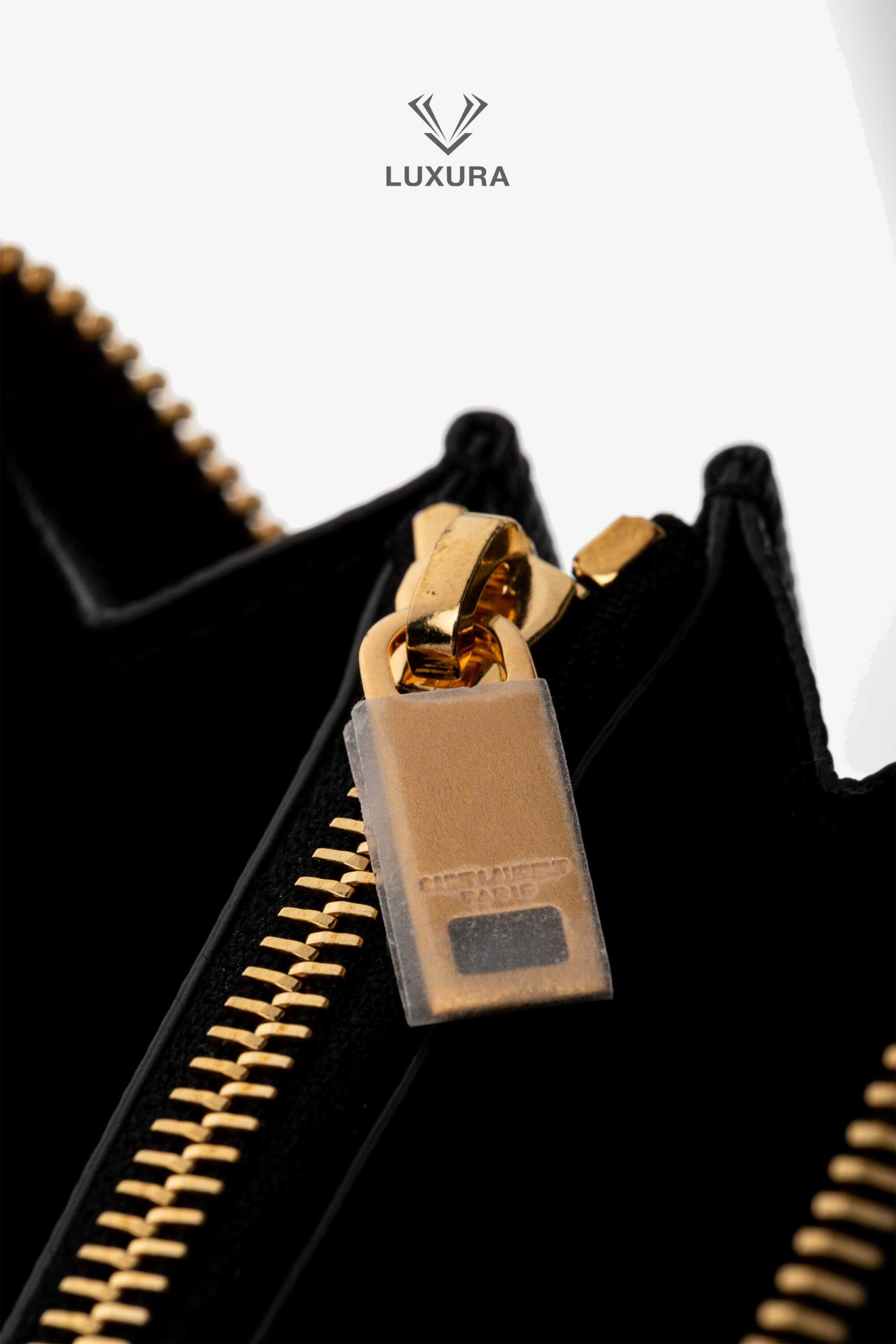 <span style="font-size: 10px;letter-spacing: .15em">BEST DEAL</span><br> <strong>SAINT LAURENT</strong><br> <div style="margin-top:10px;font-size:16px">Cassandre Matelasse Zip Around Wallet in Grain de Poudre Leather Black</div><br> - Image 11