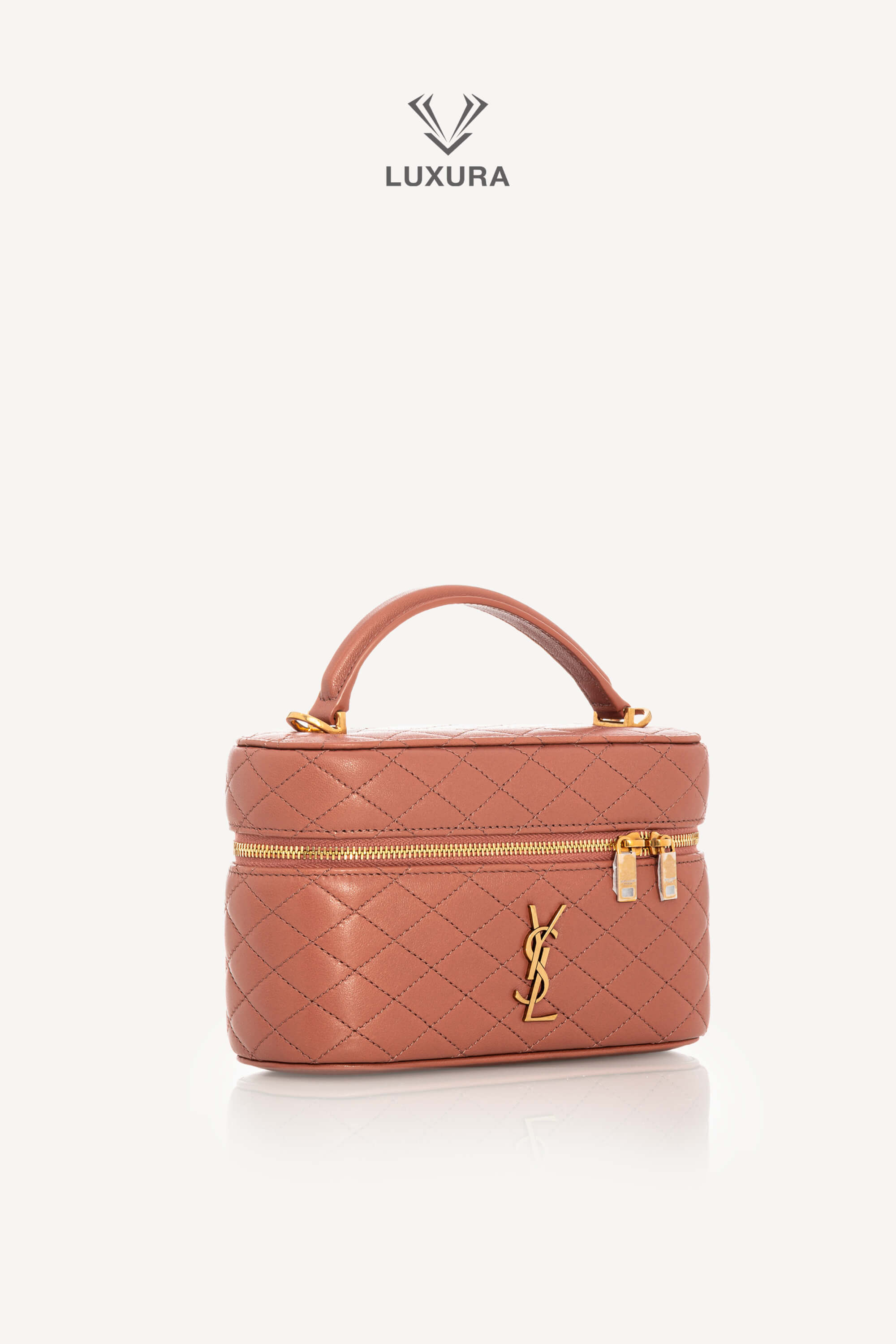 <span style="font-size: 10px;letter-spacing: .15em">BEST DEAL</span><br>            <strong>SAINT LAURENT</strong><br>            <div style="margin-top:10px;font-size:16px">Gaby Vanity Mini Bag in Lambskin Barely Pink</div><br> - Image 4