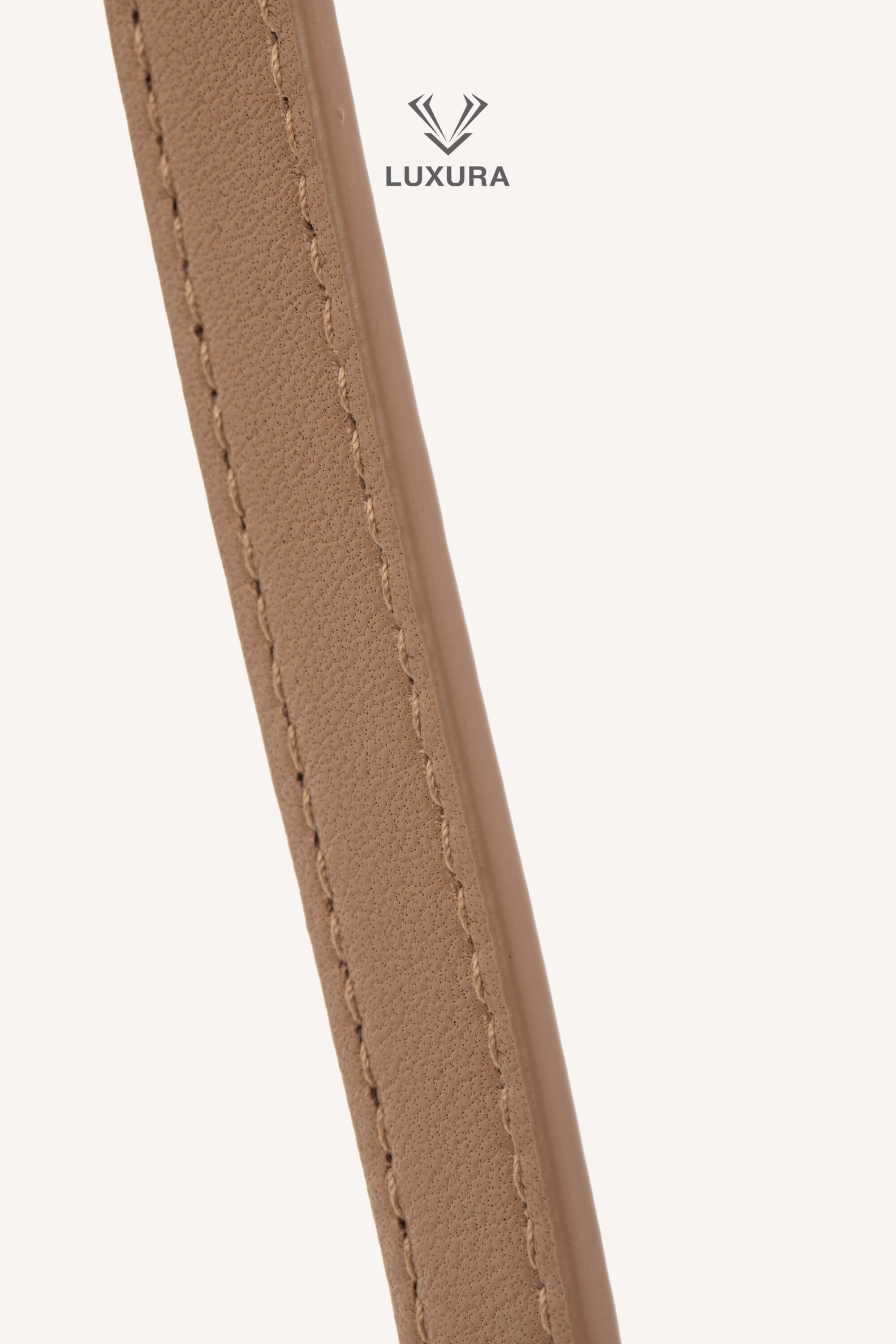 <span style="font-size: 10px;letter-spacing: .15em">NEW COLLECTION</span><br> <strong>SAINT LAURENT</strong><br> <div style="margin-top:10px;font-size:16px">Gaby Vanity Mini Quilted Leather Shoulder Bag Beige</div><br> - Image 22