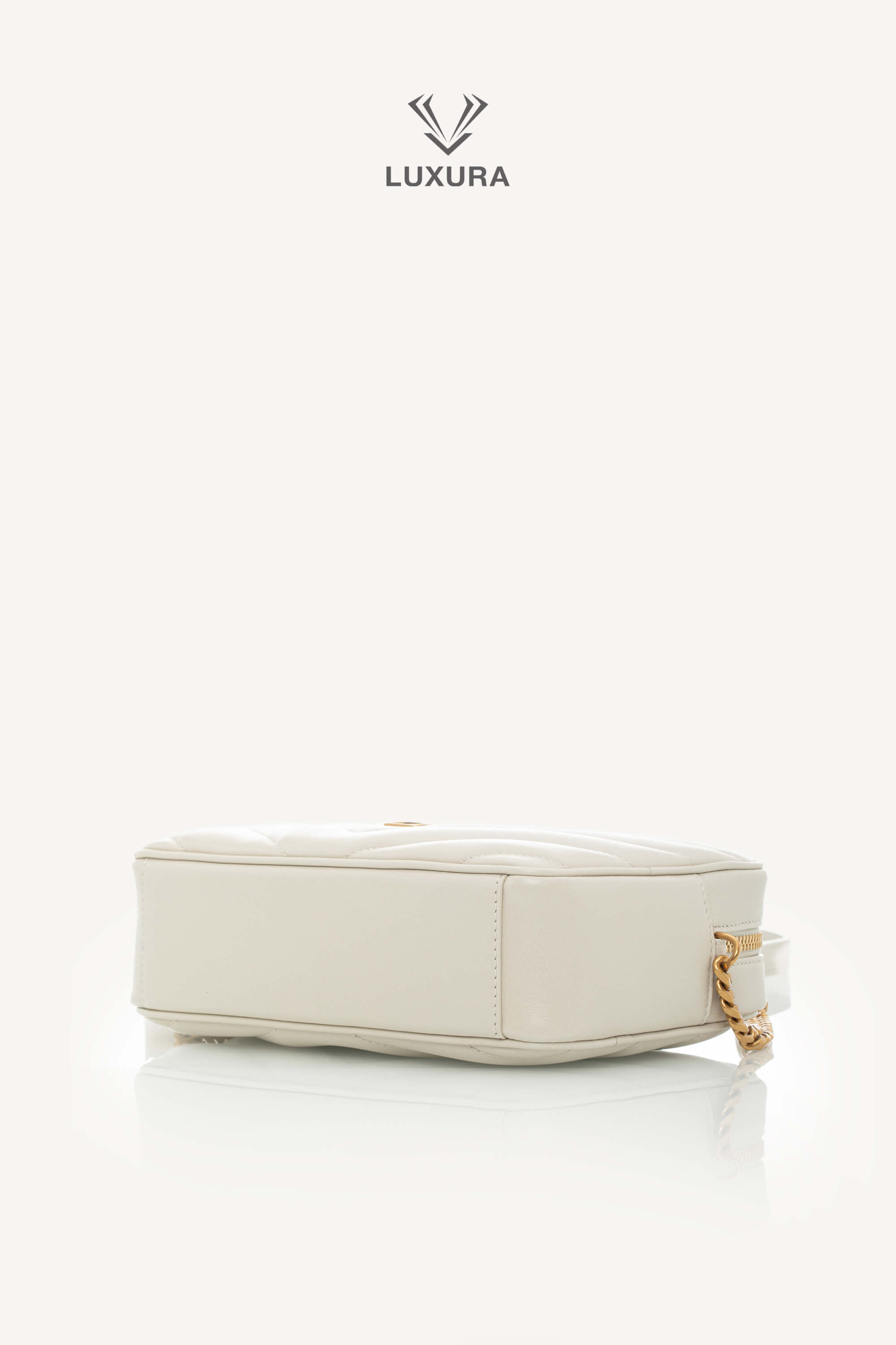 <span style="font-size: 10px;letter-spacing: .15em">NEW COLLECTION</span><br> <strong>SAINT LAURENT</strong><br> <div style="margin-top:10px;font-size:16px">Loulou Camera Bag In Quilted Leather Crema Soft</div><br> - Image 20