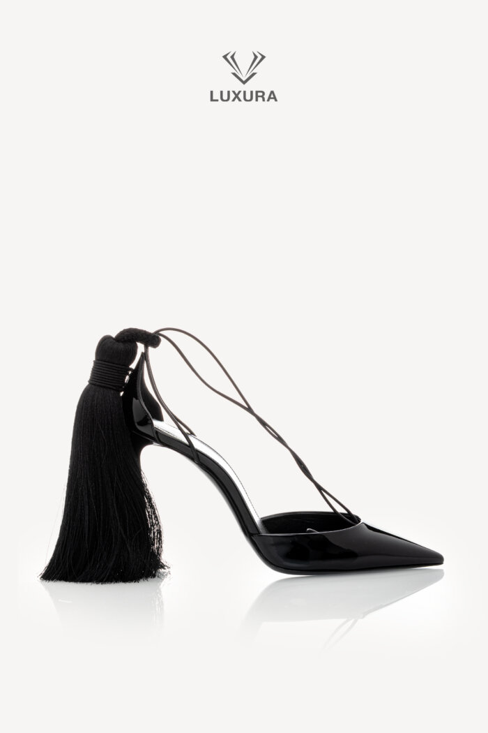 <span style="font-size: 10px;letter-spacing: .15em">HARD TO FIND</span><br>            <strong>SAINT LAURENT</strong><br>            <div style="margin-top:10px;font-size:16px">Patent Leather Zoe 105 Tassel Wrap Pumps Black 36</div><br>