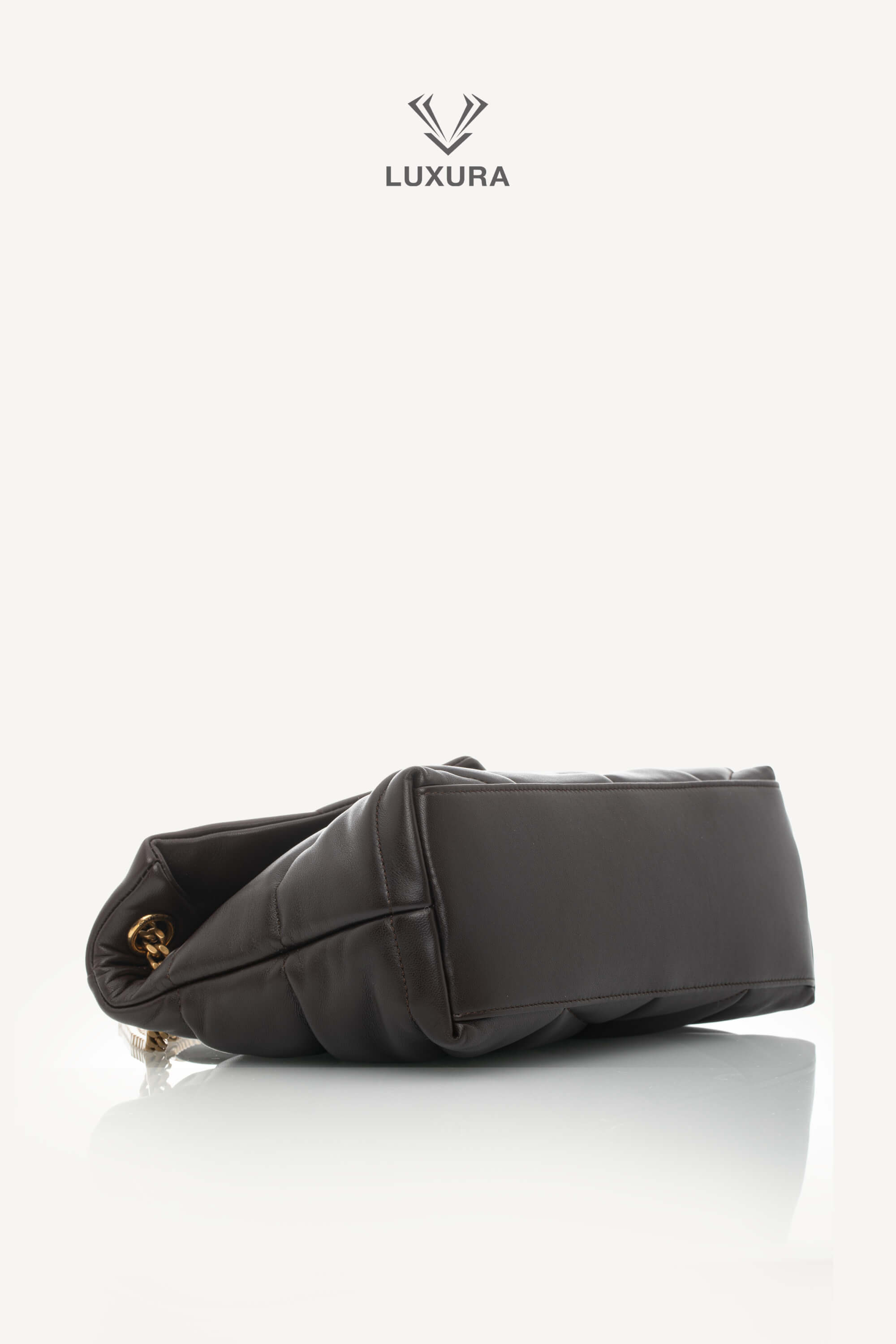 <span style="font-size: 10px;letter-spacing: .15em">HARD TO FIND</span><br> <strong>SAINT LAURENT</strong><br> <div style="margin-top:10px;font-size:16px">Puffer Small Matelasse Leather Shoulder Bag Dark Sweet Choco</div><br> - Image 27