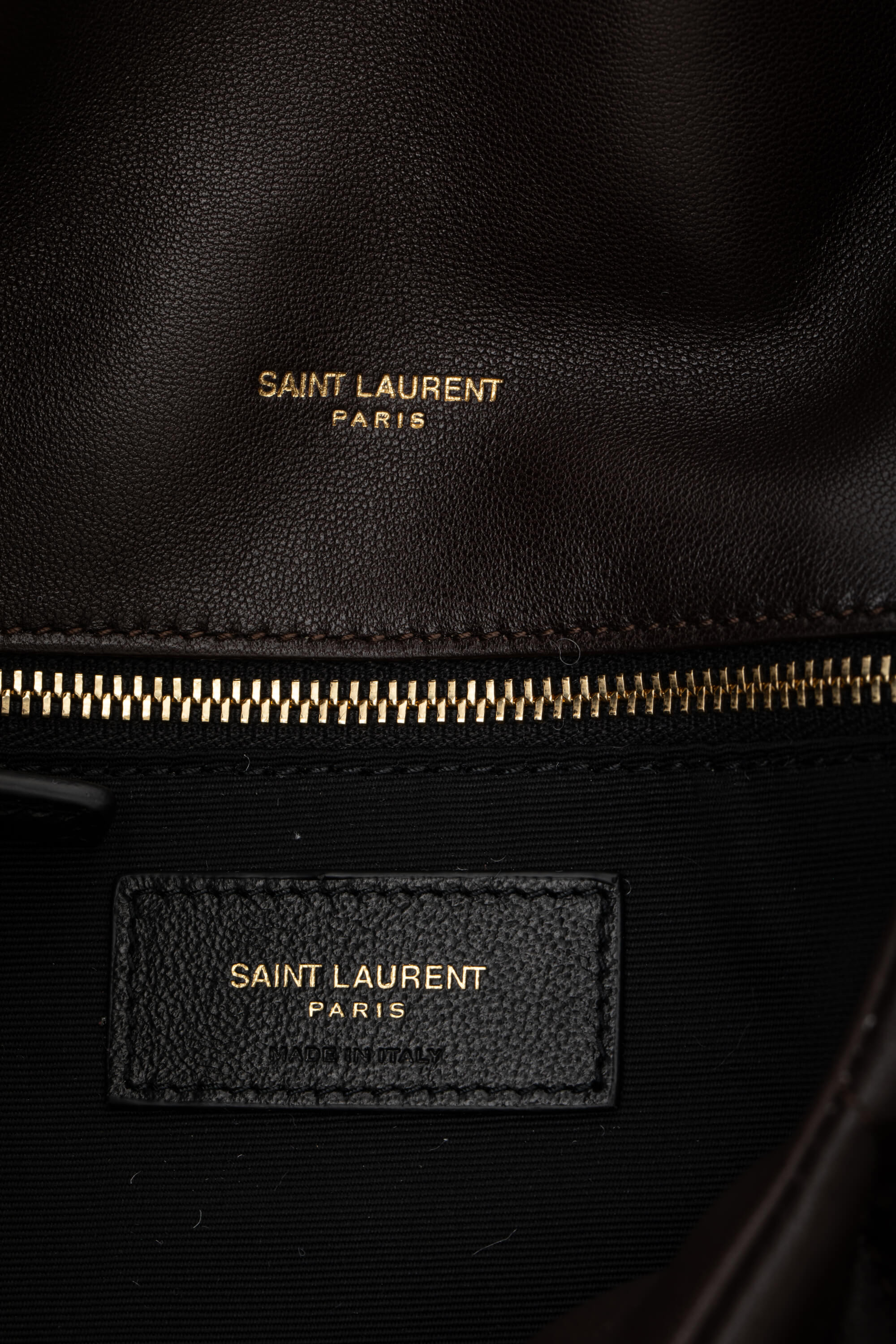 <span style="font-size: 10px;letter-spacing: .15em">HARD TO FIND</span><br> <strong>SAINT LAURENT</strong><br> <div style="margin-top:10px;font-size:16px">Puffer Small Matelasse Leather Shoulder Bag Dark Sweet Choco</div><br> - Image 17