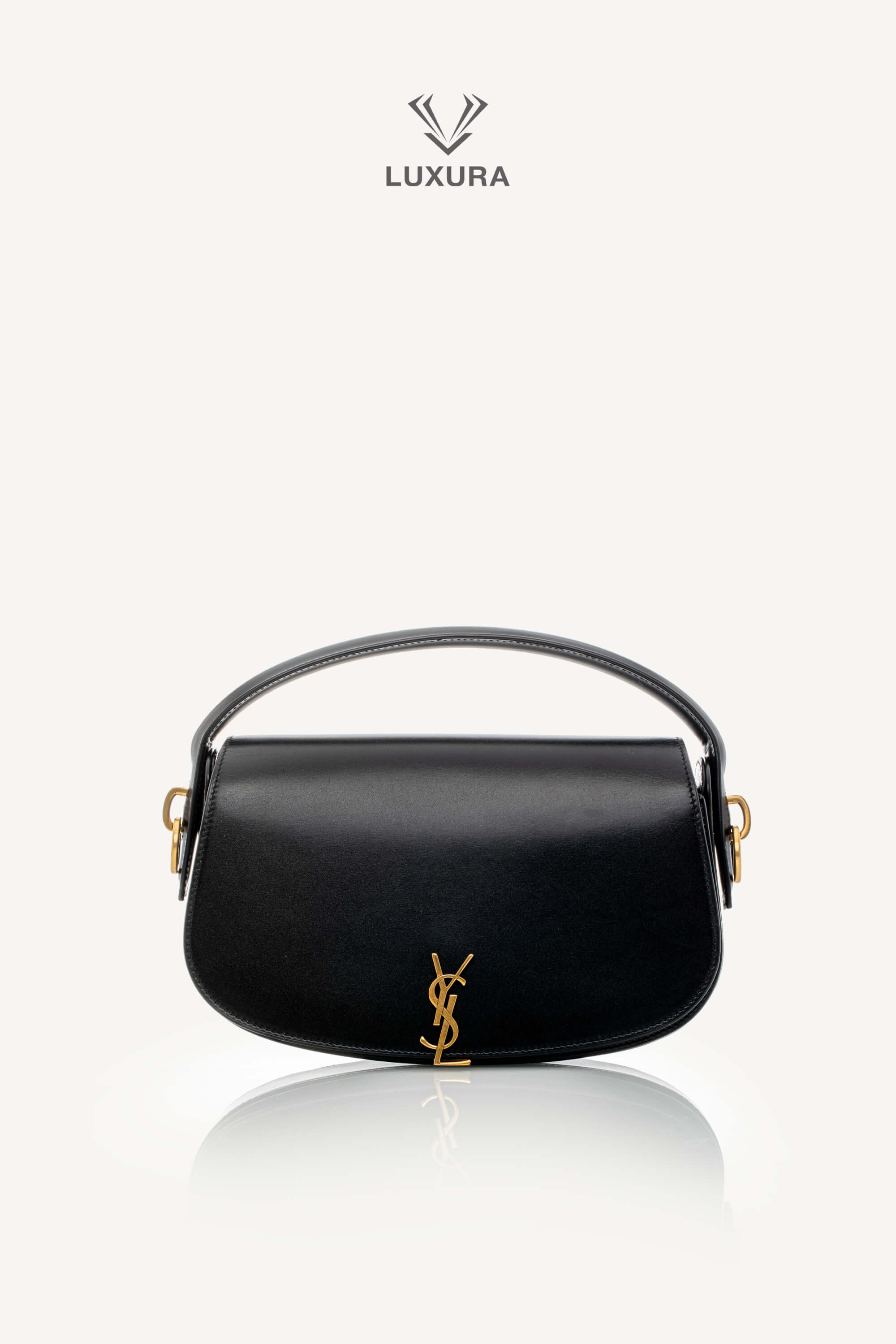 <span style="font-size: 10px;letter-spacing: .15em">NEW COLLECTION</span><br> <strong>SAINT LAURENT</strong><br> <div style="margin-top:10px;font-size:16px">Voltaire Leather Shoulder Bag Black Palladium Hardware</div><br>