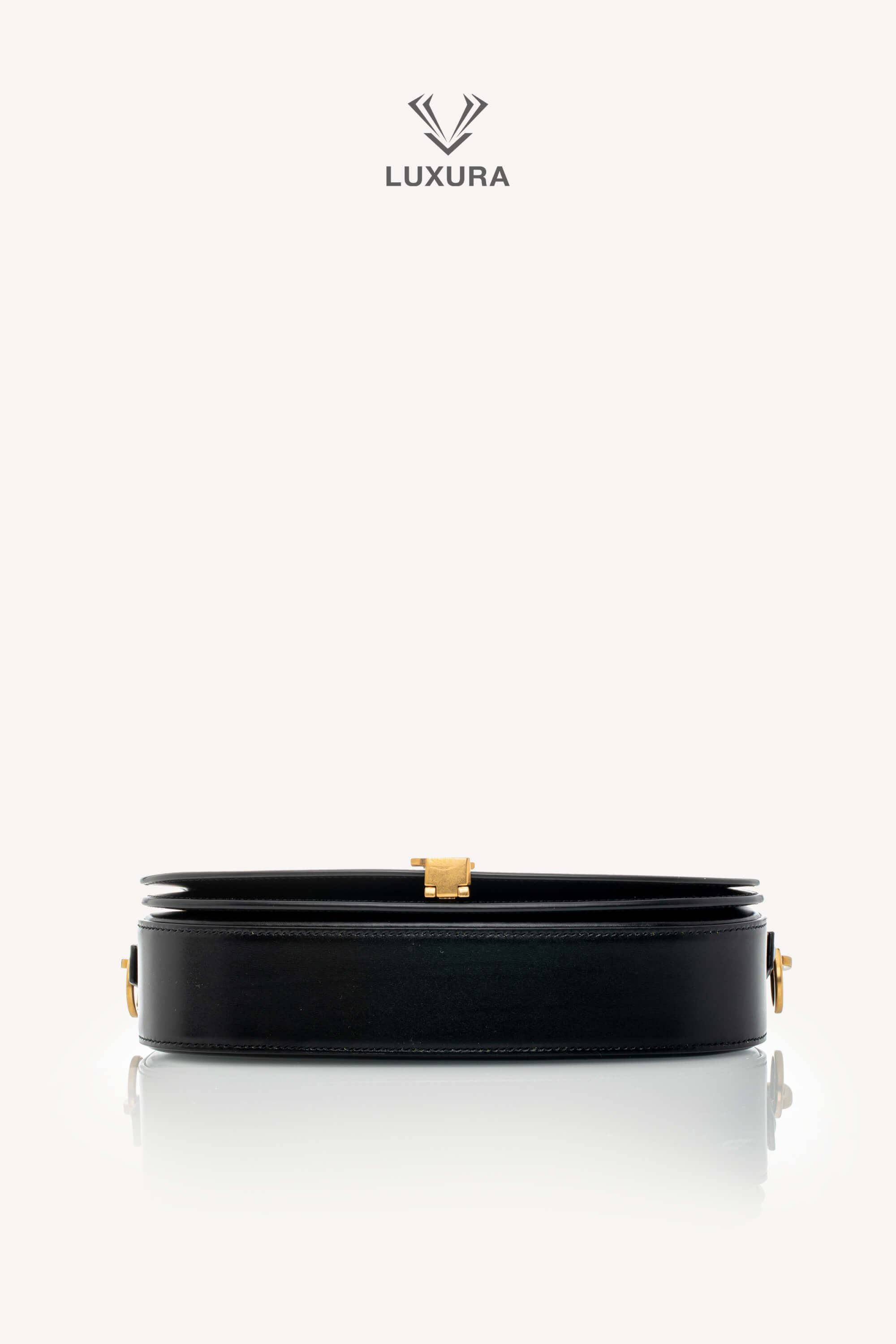 <span style="font-size: 10px;letter-spacing: .15em">NEW COLLECTION</span><br> <strong>SAINT LAURENT</strong><br> <div style="margin-top:10px;font-size:16px">Voltaire Leather Shoulder Bag Black Palladium Hardware</div><br> - Image 24