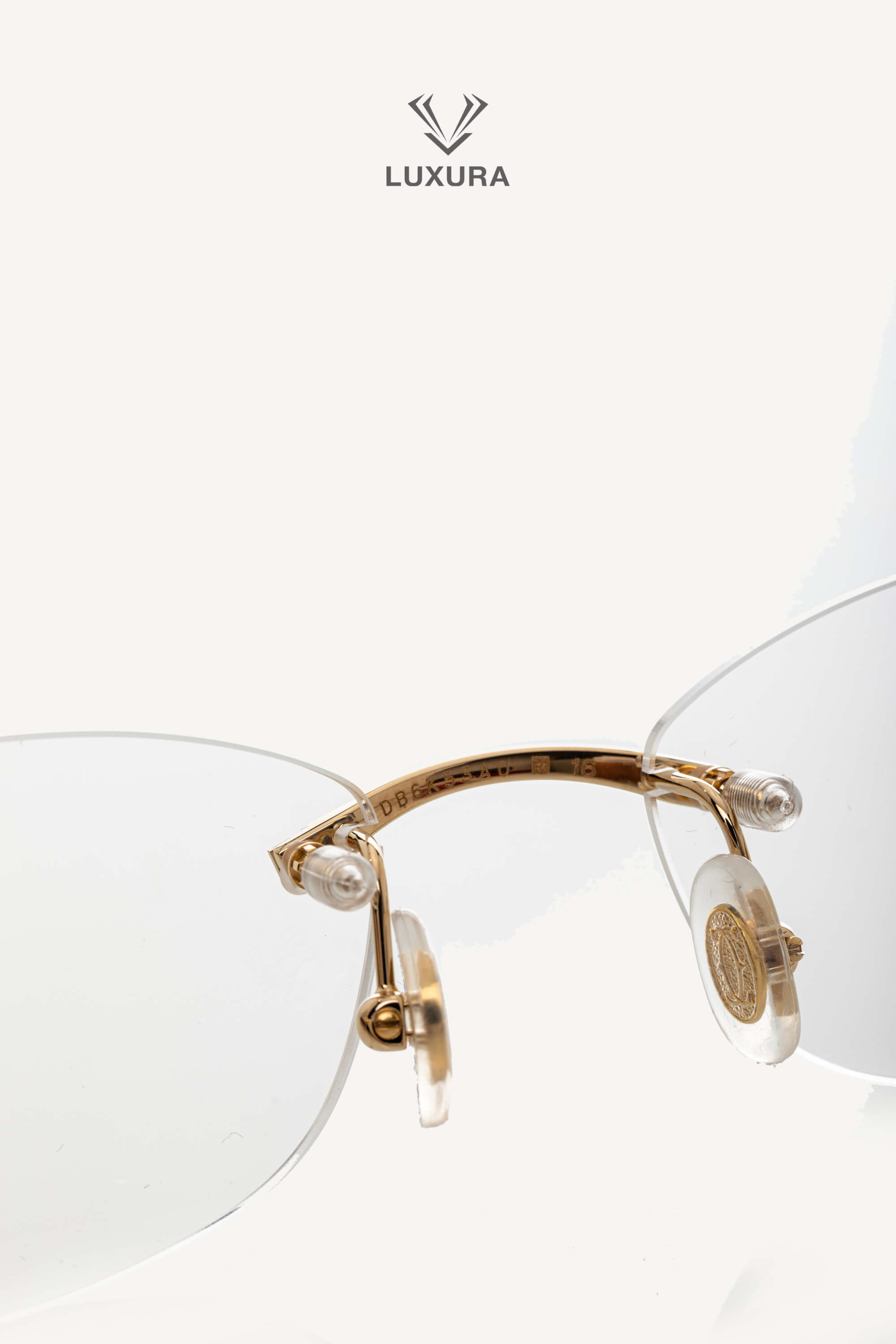 <span style="font-size: 10px;letter-spacing: .15em">BEST DEAL</span><br> <strong>CARTIER</strong><br> <div style="margin-top:10px;font-size:16px">CT0056O-002 Eyeglasses Rimless Shinny Gold-Pearl Chevron</div><br> - Image 8