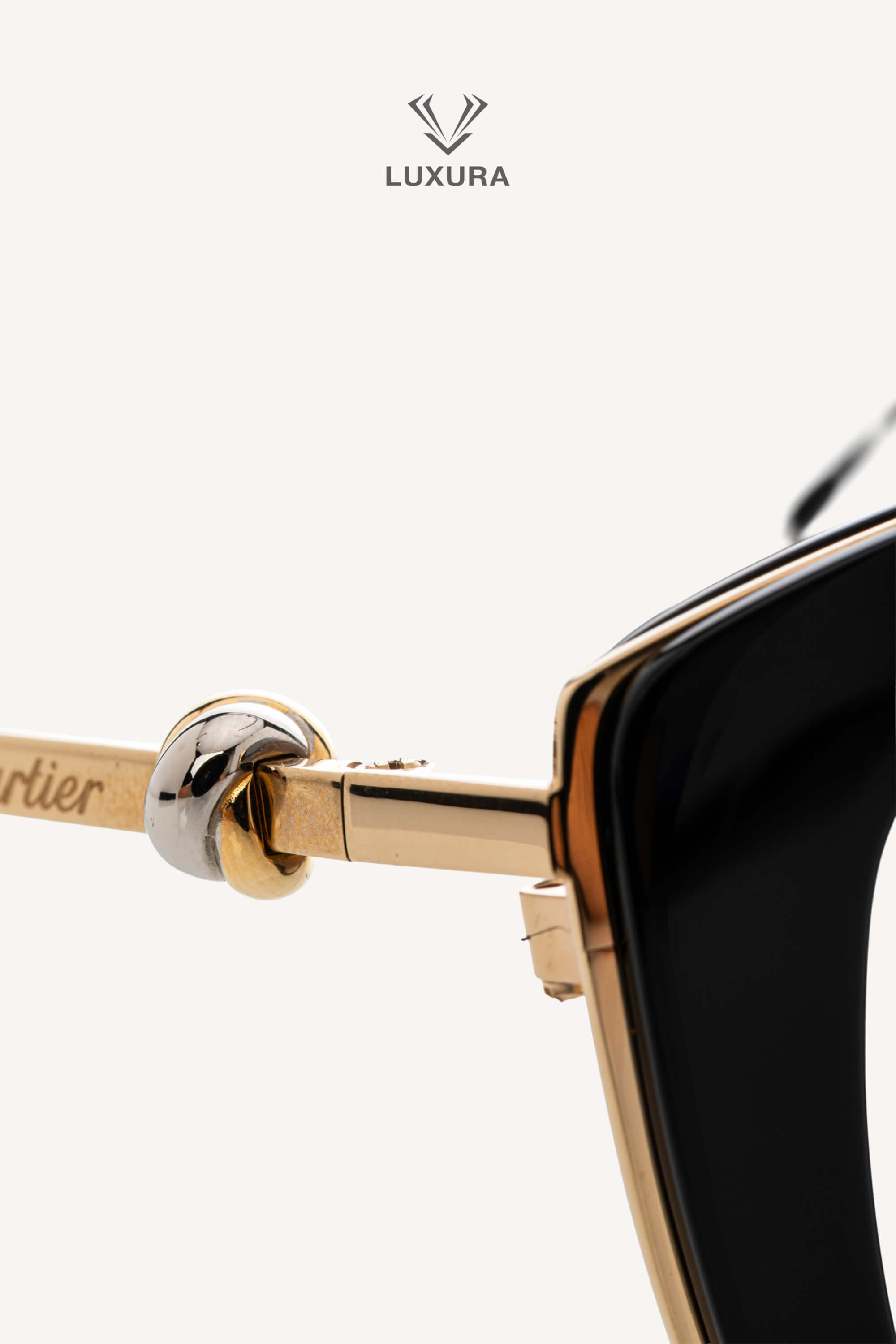 <span style="font-size: 10px;letter-spacing: .15em">BEST DEAL</span><br> <strong>CARTIER</strong><br> <div style="margin-top:10px;font-size:16px">CT0247S Trinity Cat-Eye Sunglasses Acetate-Gold Tone Metal</div><br> - Image 12