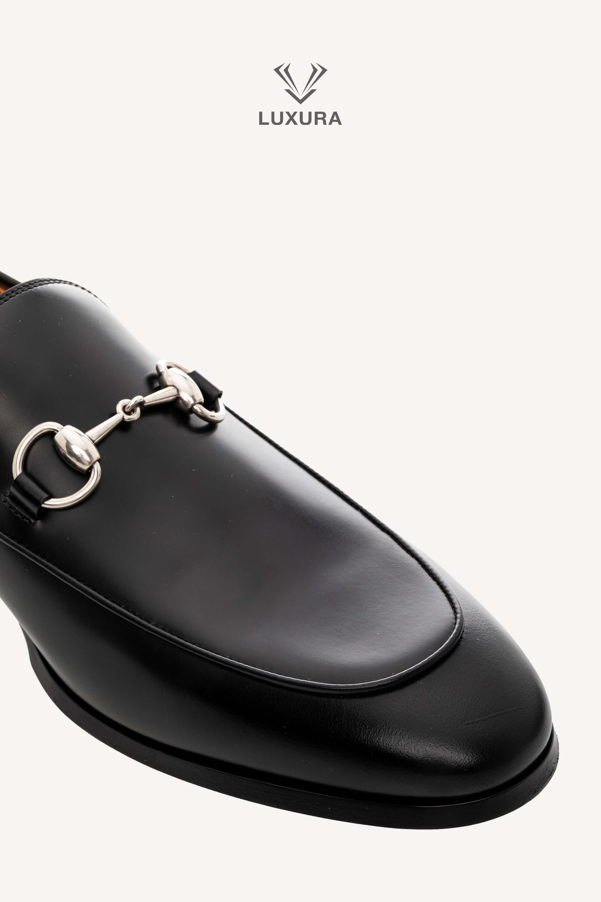 <span style="font-size: 10px;letter-spacing: .15em">BEST DEAL</span><br> <strong>GUCCI</strong><br> <div style="margin-top:10px;font-size:16px">Calfskin Horsebit Mens Jordaan Loafers Black 45</div><br> - Image 10