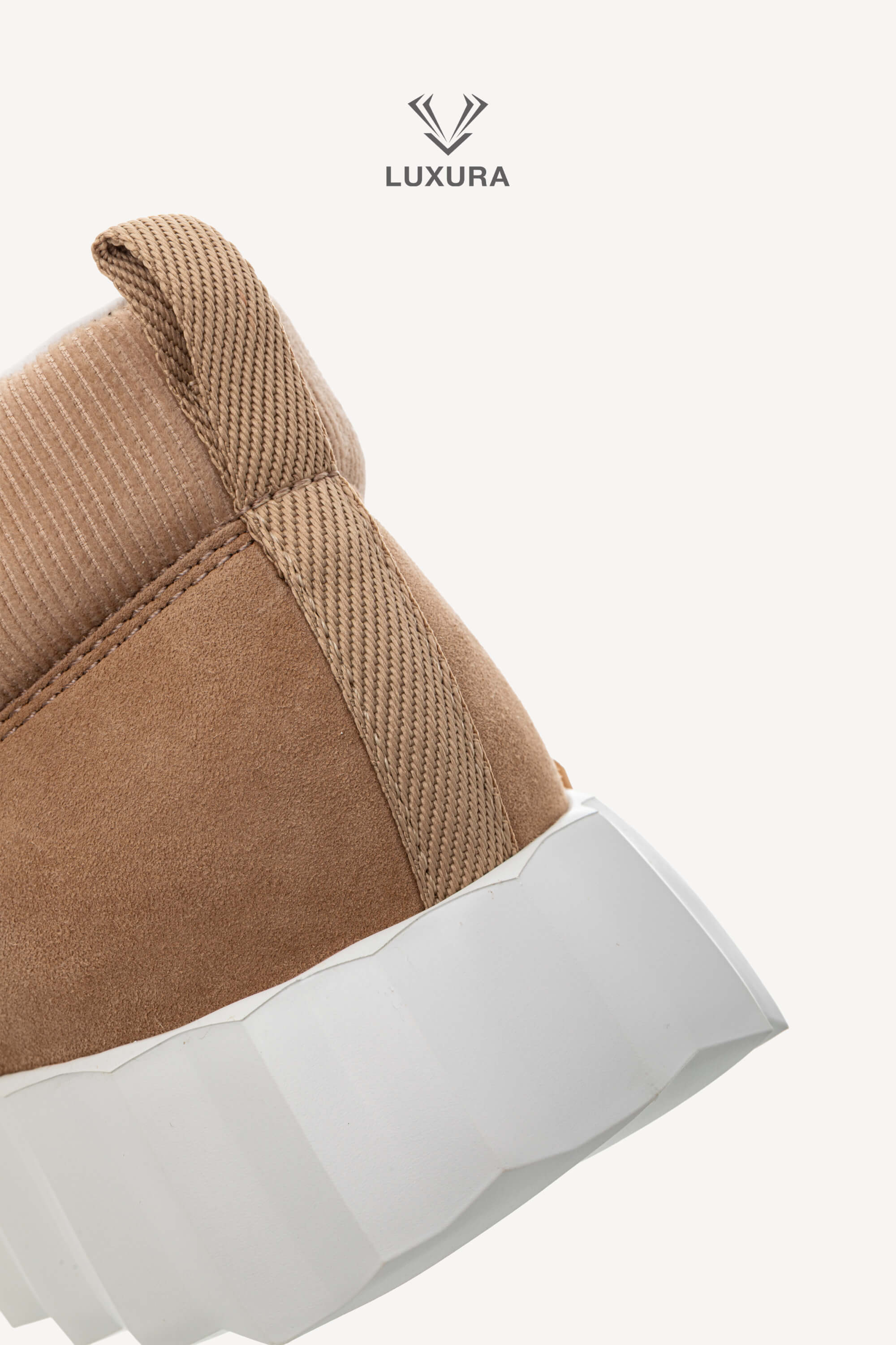 <span style="font-size: 10px;letter-spacing: .15em">HARD TO FIND</span><br> <strong>HERMES</strong><br> <div style="margin-top:10px;font-size:16px">Bouncing Sneaker Beige Camel 39</div><br> - Image 18