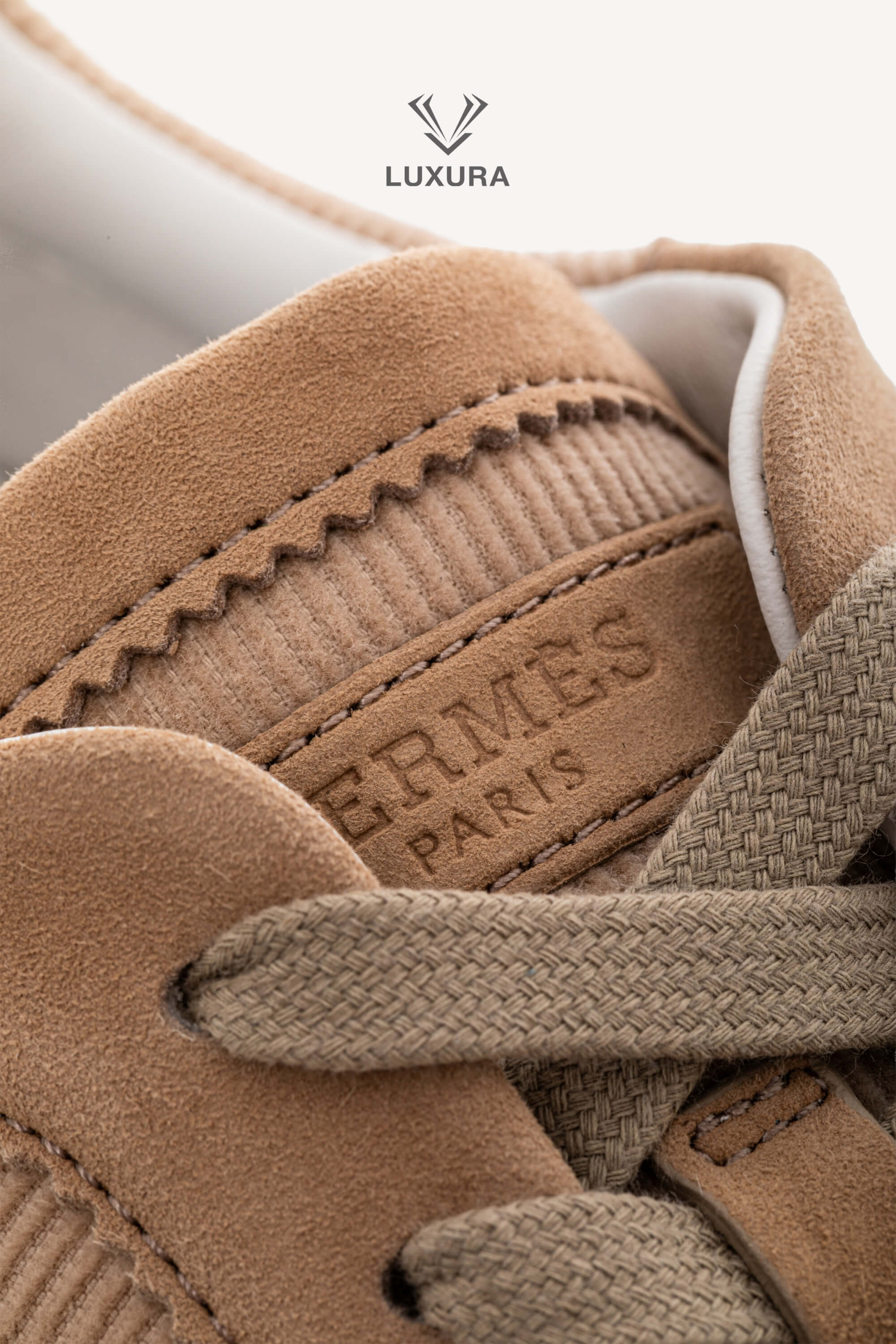 <span style="font-size: 10px;letter-spacing: .15em">HARD TO FIND</span><br> <strong>HERMES</strong><br> <div style="margin-top:10px;font-size:16px">Bouncing Sneaker Beige Camel 39</div><br> - Image 16