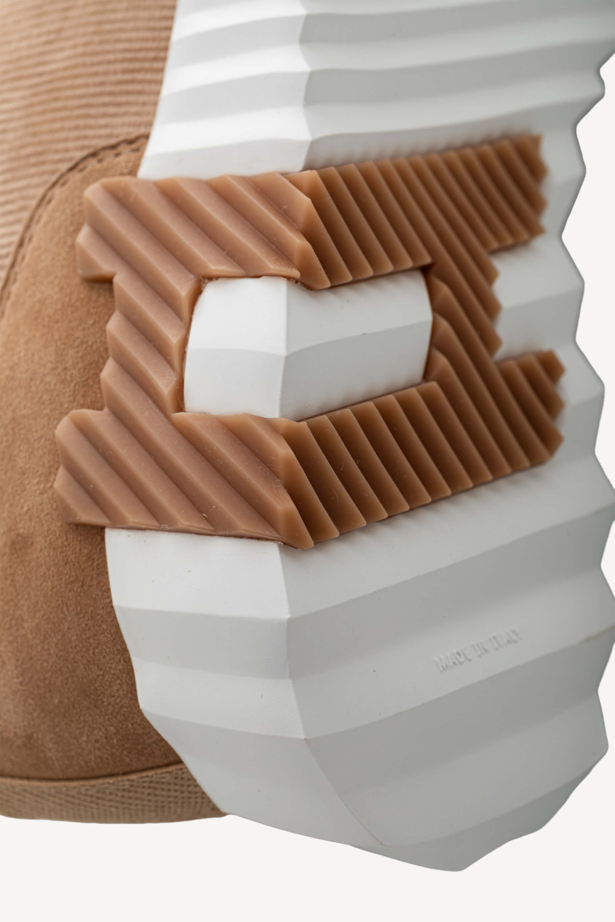 <span style="font-size: 10px;letter-spacing: .15em">HARD TO FIND</span><br> <strong>HERMES</strong><br> <div style="margin-top:10px;font-size:16px">Bouncing Sneaker Beige Camel 39</div><br> - Image 20