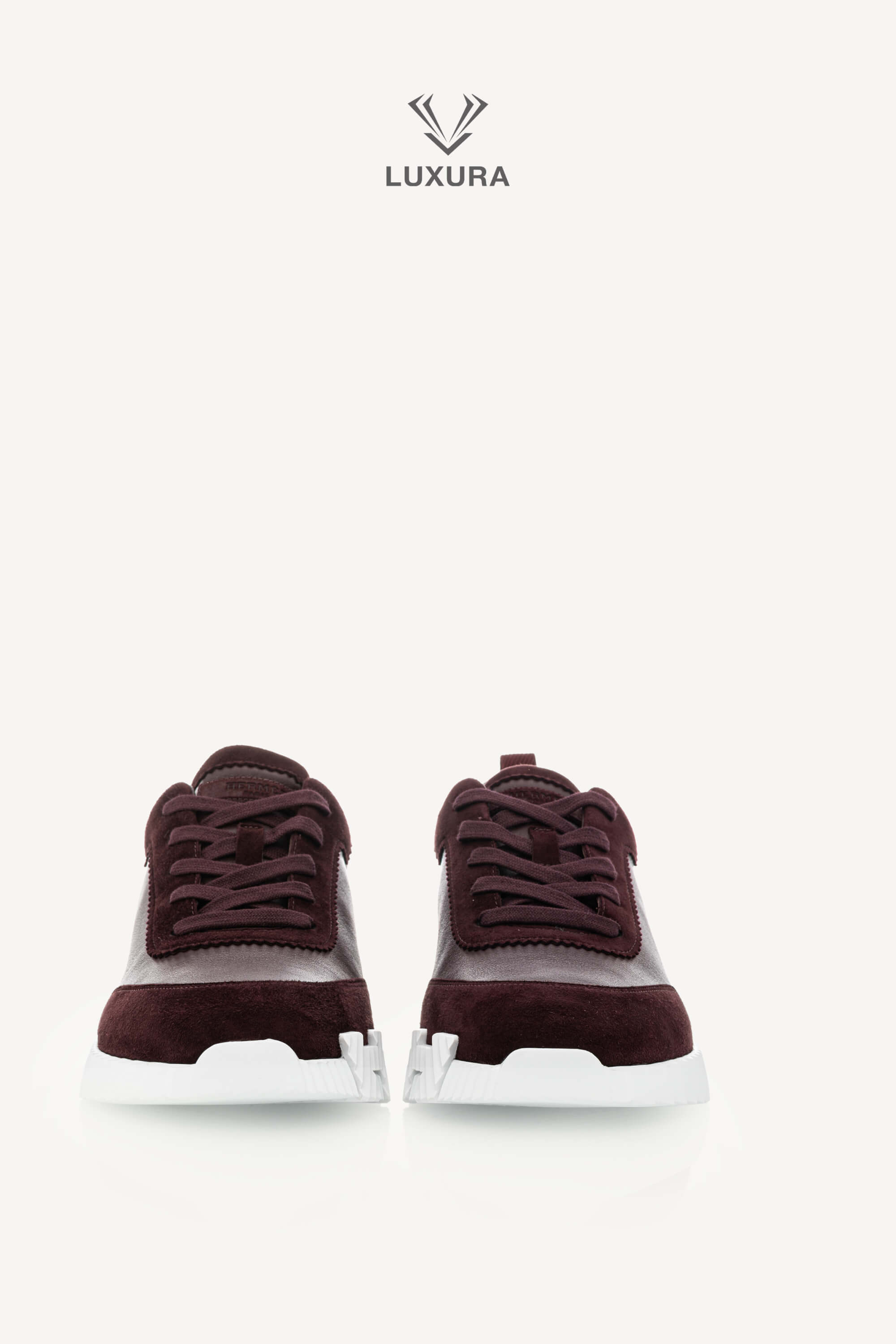 <span style="font-size: 10px;letter-spacing: .15em">HARD TO FIND</span><br>            <strong>HERMES</strong><br>            <div style="margin-top:10px;font-size:16px">Bouncing Sneaker in Calfskin and Suede Goatskin Bordeaux 42</div><br> - Image 5