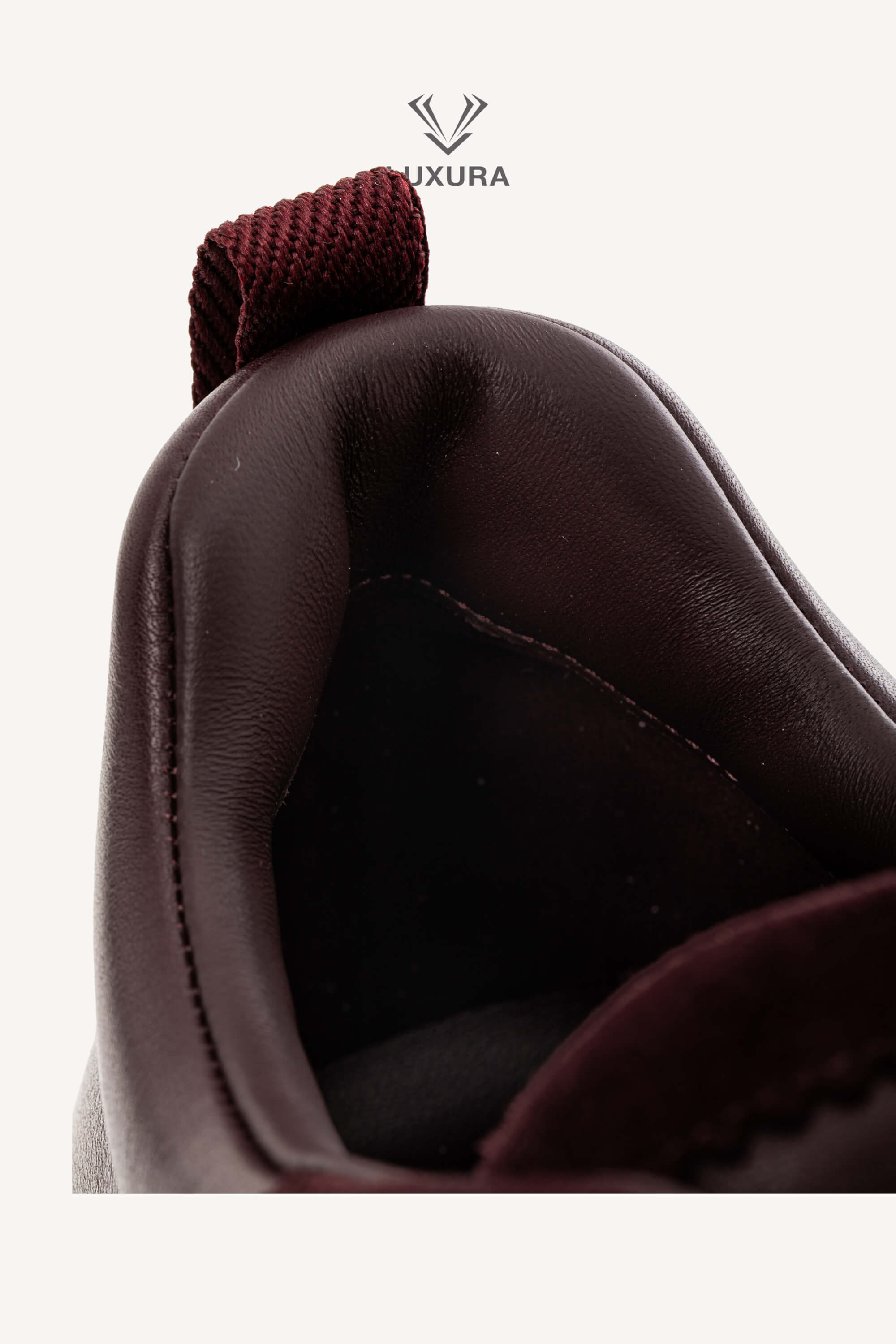 <span style="font-size: 10px;letter-spacing: .15em">HARD TO FIND</span><br>            <strong>HERMES</strong><br>            <div style="margin-top:10px;font-size:16px">Bouncing Sneaker in Calfskin and Suede Goatskin Bordeaux 42</div><br> - Image 14