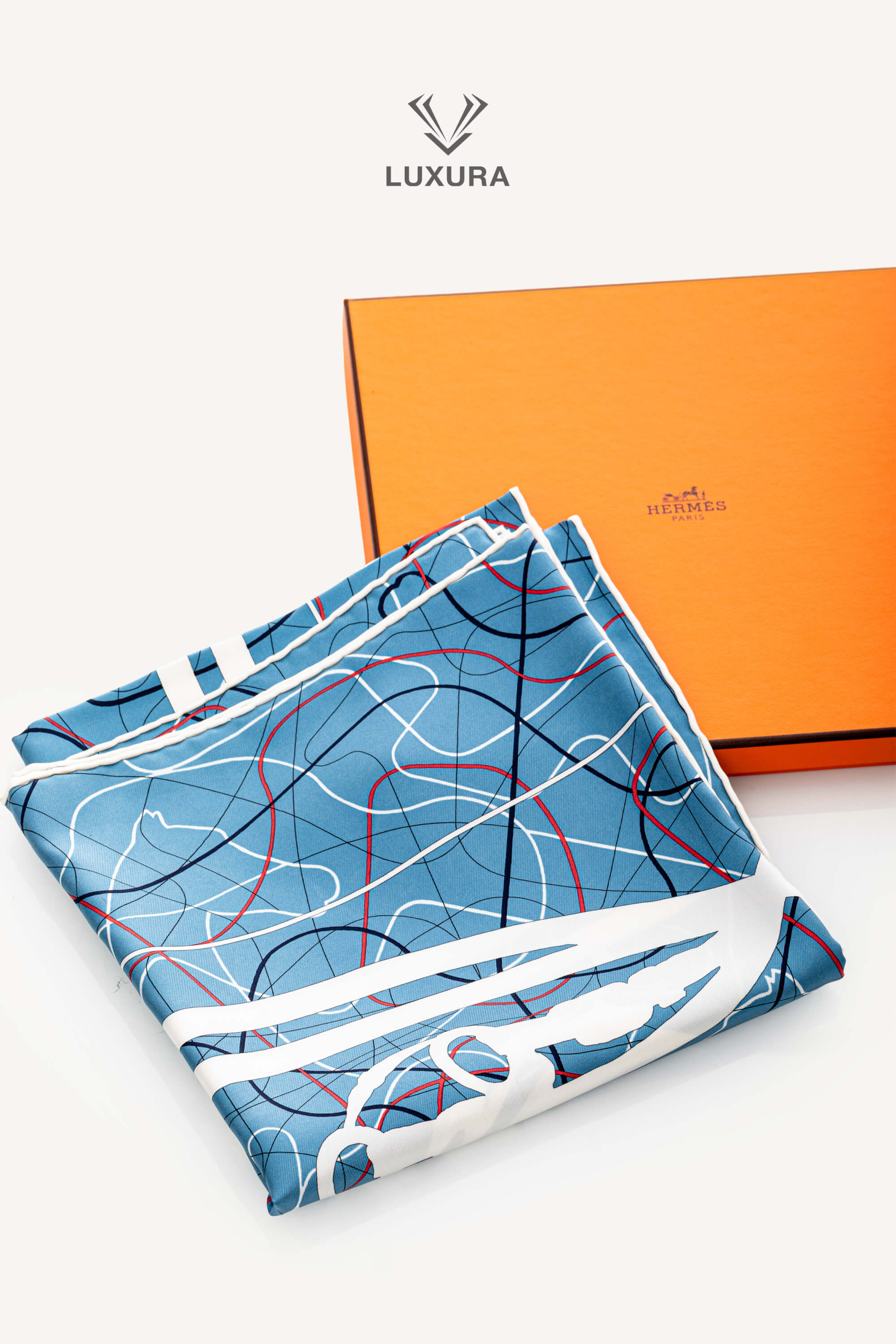 <span style="font-size: 10px;letter-spacing: .15em">HARD TO FIND</span><br> <strong>HERMES</strong><br> <div style="margin-top:10px;font-size:16px">Brides de Gala au Fil de Soie Scarf 90 Bleu Jean Blanc Corail</div><br> - Image 2