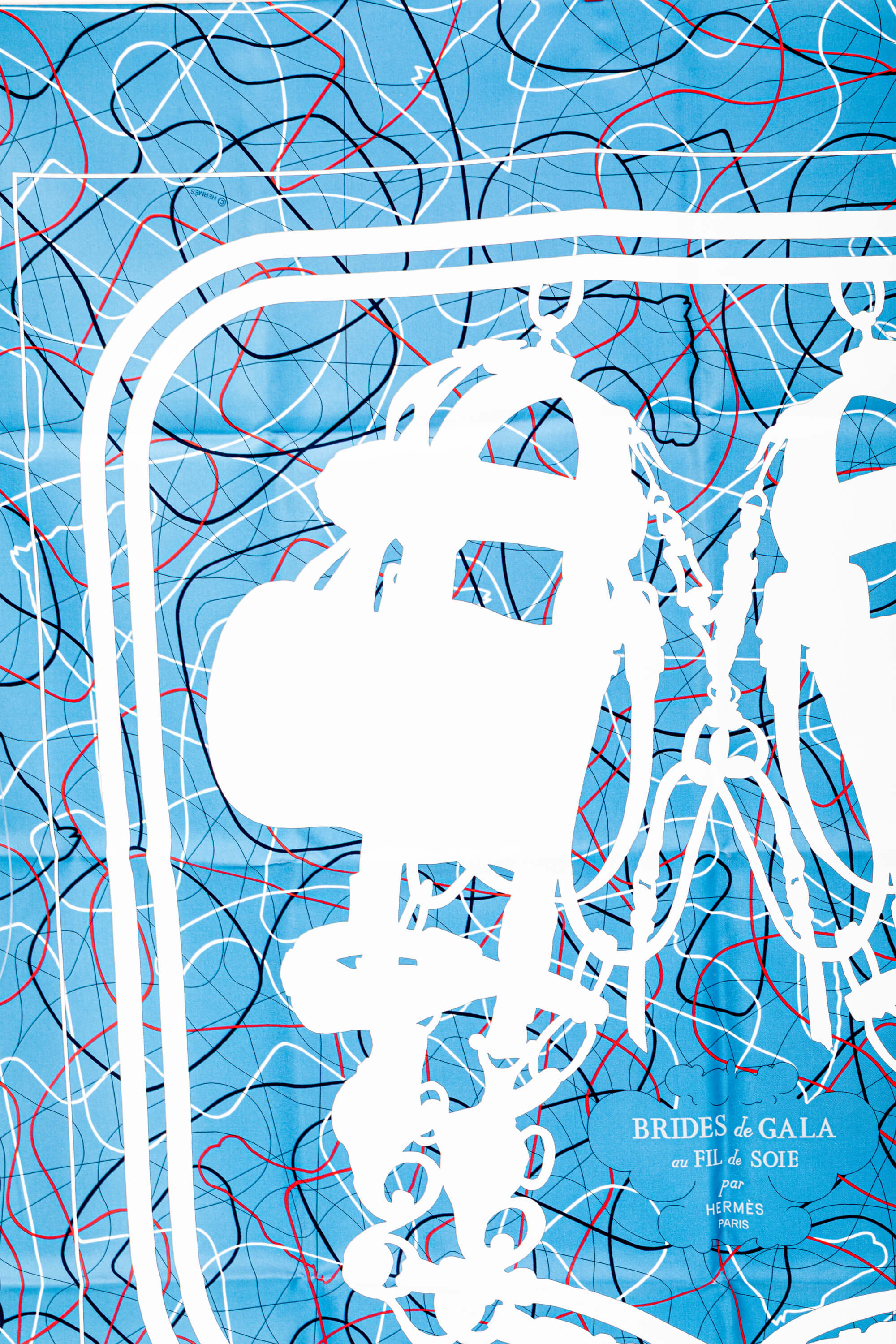 <span style="font-size: 10px;letter-spacing: .15em">HARD TO FIND</span><br> <strong>HERMES</strong><br> <div style="margin-top:10px;font-size:16px">Brides de Gala au Fil de Soie Scarf 90 Bleu Jean Blanc Corail</div><br> - Image 3