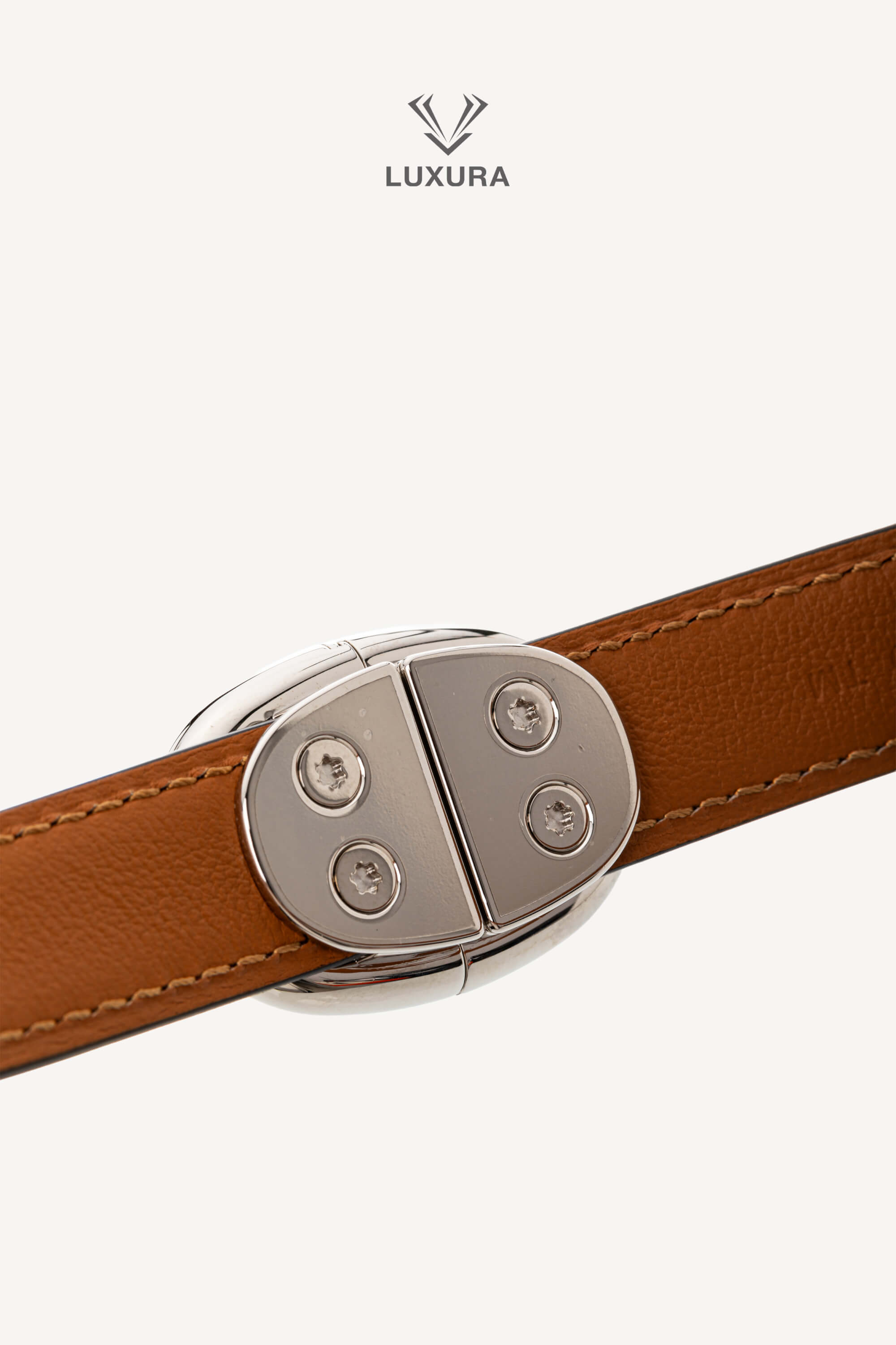 <span style="font-size: 10px;letter-spacing: .15em">HARD TO FIND</span><br> <strong>HERMES</strong><br> <div style="margin-top:10px;font-size:16px">Thalassa 18 Belt Rouge H</div><br> - Image 9