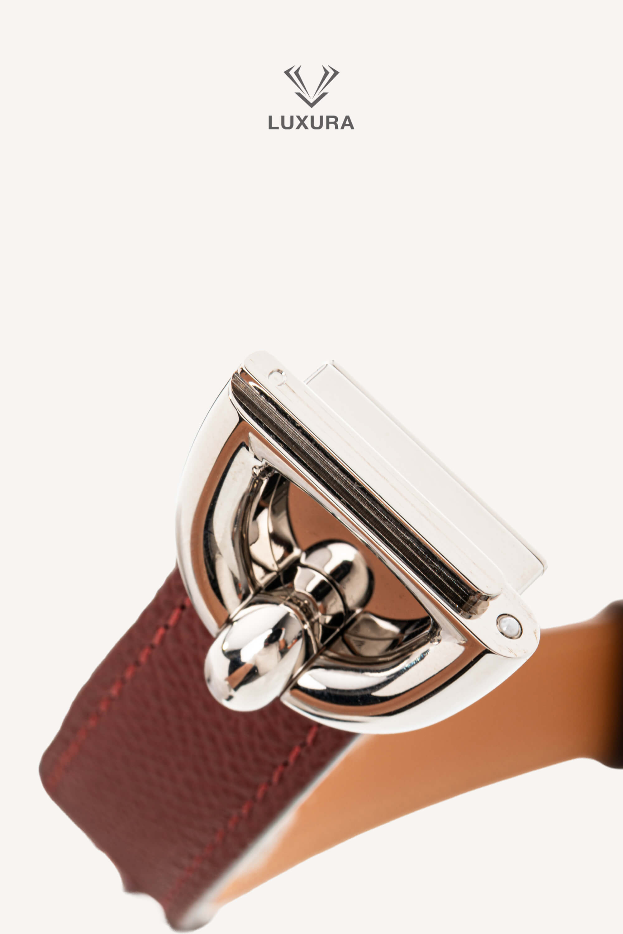 <span style="font-size: 10px;letter-spacing: .15em">HARD TO FIND</span><br> <strong>HERMES</strong><br> <div style="margin-top:10px;font-size:16px">Thalassa 18 Belt Rouge H</div><br> - Image 3