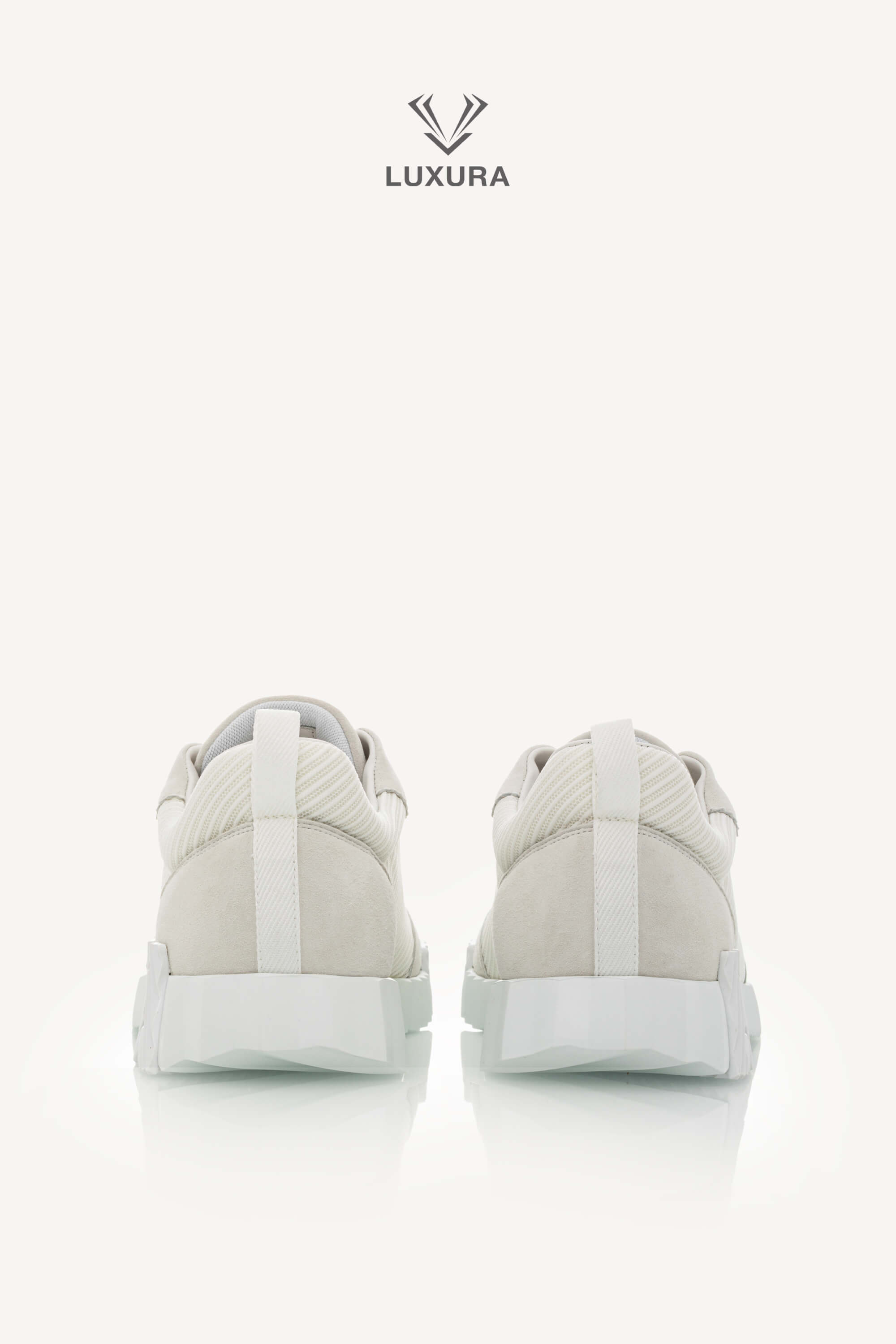 <span style="font-size: 10px;letter-spacing: .15em">HARD TO FIND</span><br> <strong>HERMES</strong><br> <div style="margin-top:10px;font-size:16px">Technical Mesh Suede Goatskin Bouncing Sneaker White 42</div><br> - Image 11
