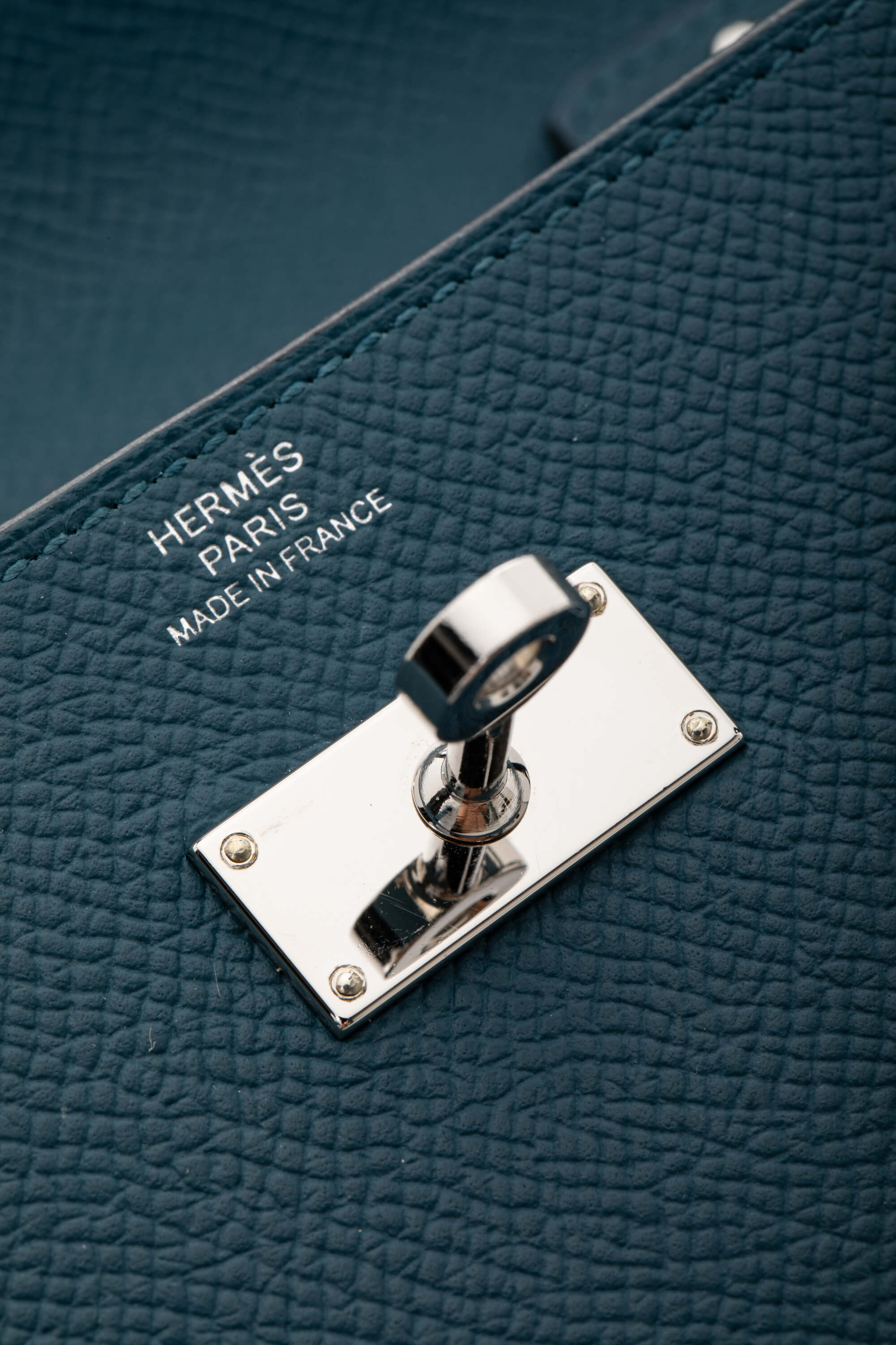 <span style="font-size: 10px;letter-spacing: .15em">BEST DEAL</span><br> <strong>HERMES</strong><br> <div style="margin-top:10px;font-size:16px">Kelly Classique To Go Wallet Bleu De Prusse</div><br> - Image 20