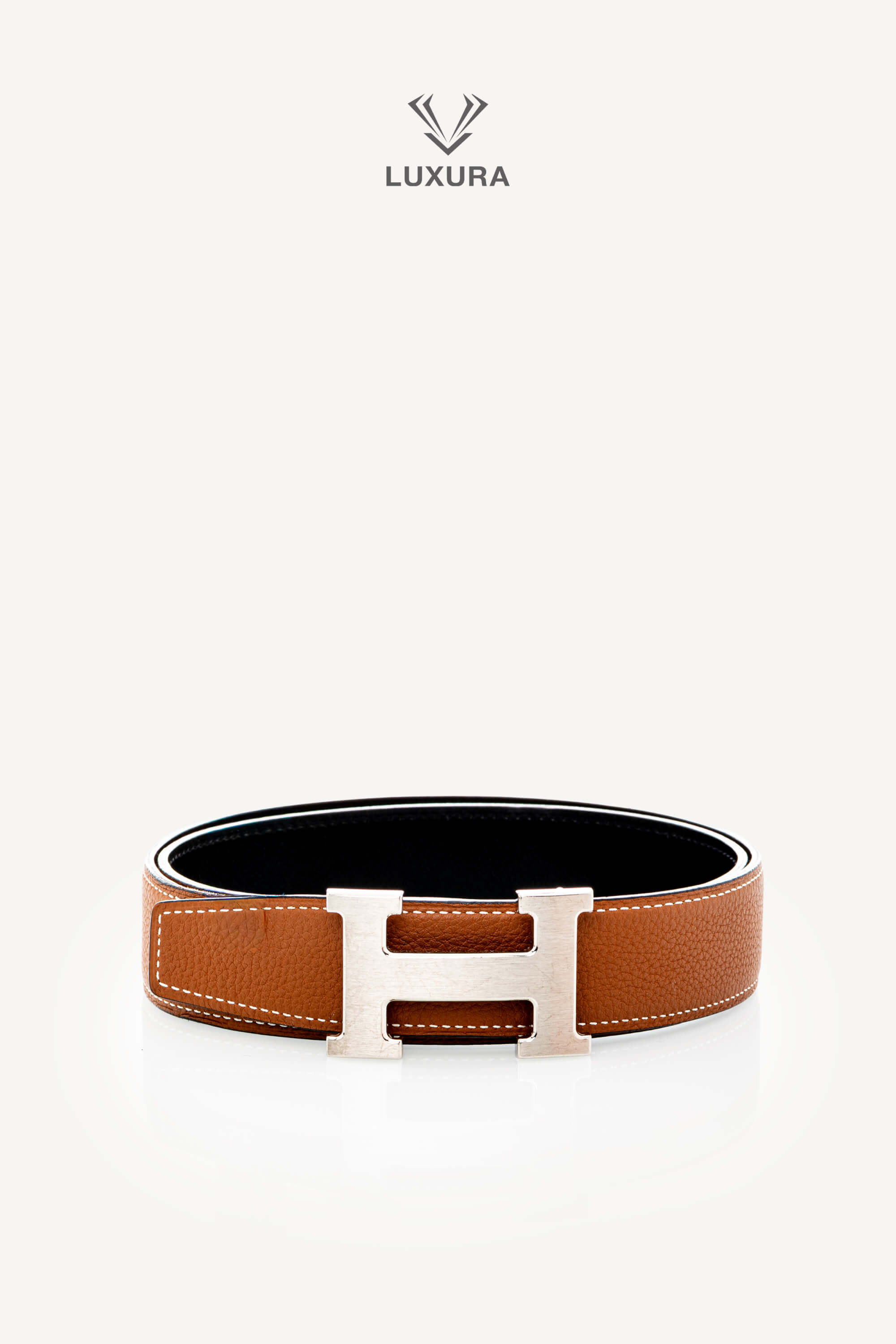 <span style="font-size: 10px;letter-spacing: .15em">BEST DEAL</span><br> <strong>HERMES</strong><br> <div style="margin-top:10px;font-size:16px">H Belt Buckle with Reversible Strap Noir/Gold 85cm</div><br> - Image 3