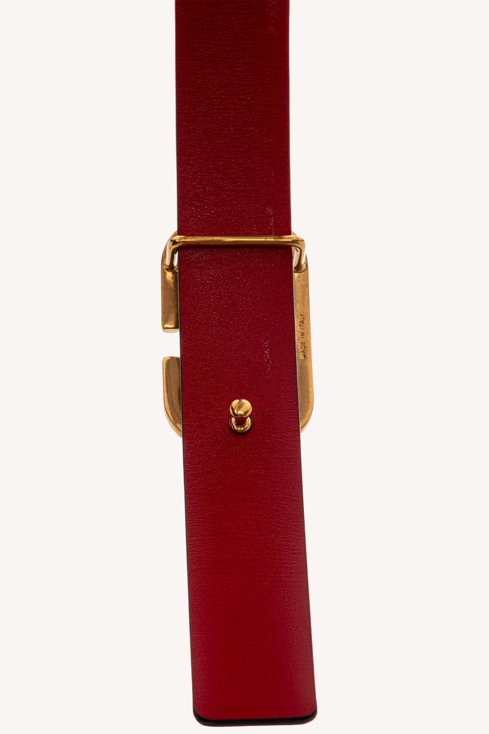 <span style="font-size: 10px;letter-spacing: .15em">BEST DEAL</span><br> <strong>VALENTINO</strong><br> <div style="margin-top:10px;font-size:16px">Reversible VLogo Signature Belt in Glossy Calfskin Black-Pure Red 20 mm 70</div><br> - Image 10