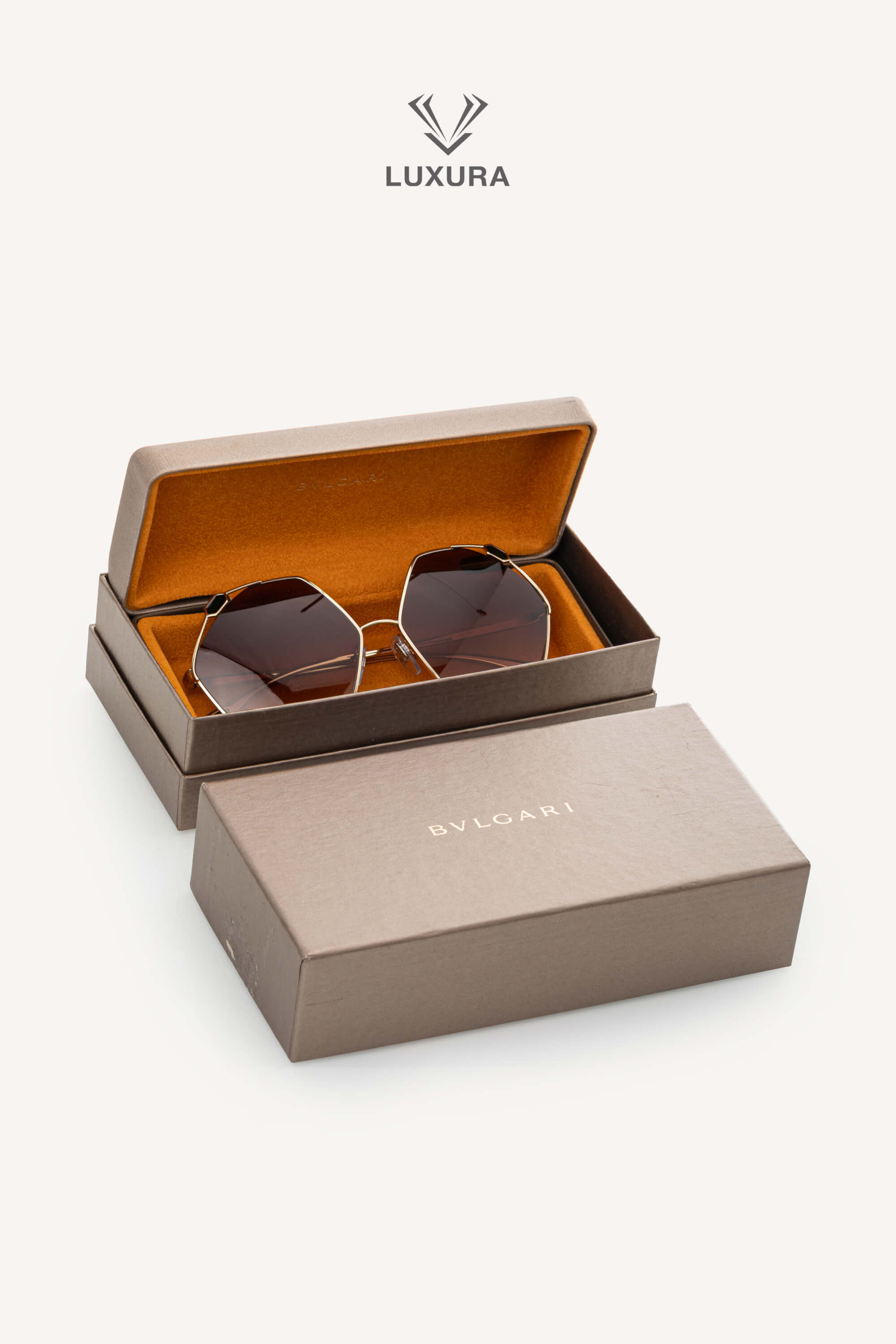 <span style="font-size: 10px;letter-spacing: .15em">HARD TO FIND</span><br><strong> BVLGARI </strong><br><div style="margin-top:10px;font-size:16px">BV6160 278/13 SERPENTEYES Ramadan Kareem Edition Gold Jewel Sunglasses</div><br> - Image 18