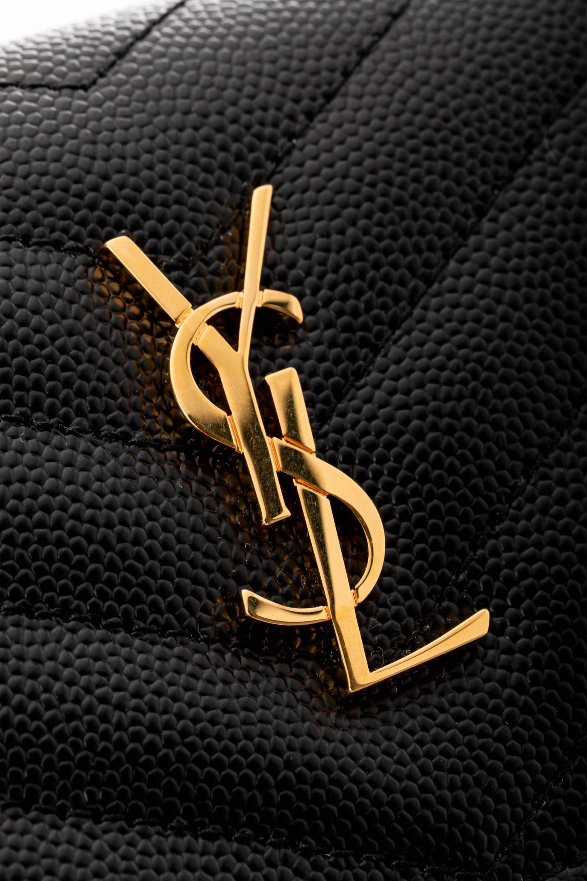 <span style="font-size: 10px;letter-spacing: .15em">BEST DEAL</span><br>            <strong>SAINT LAURENT</strong><br>            <div style="margin-top:10px;font-size:16px">Cassandre Matelasse Flap Card Case in Grain de Poudre Leather</div><br> - Image 10
